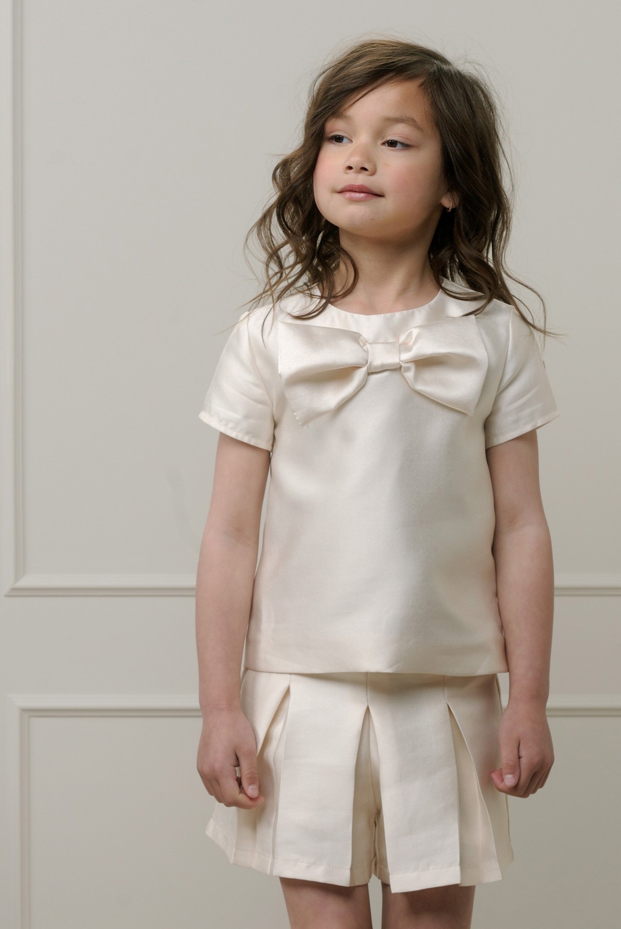 Le Chic ♥DARLING♥ Crêpe-Shorts *Perlmutt-Elfenbein*