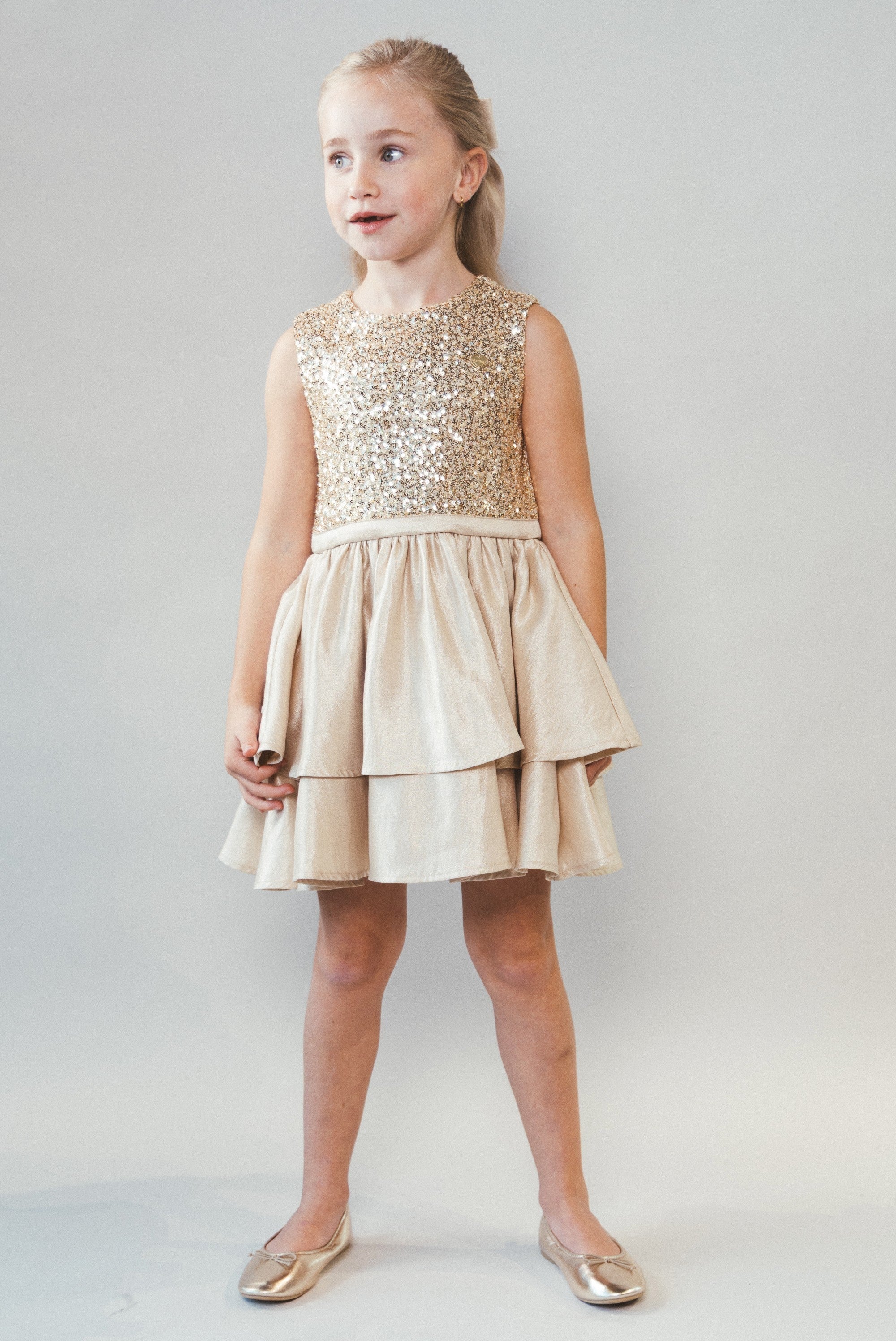 Le Chic SHINY feest jurk. Golden Glow