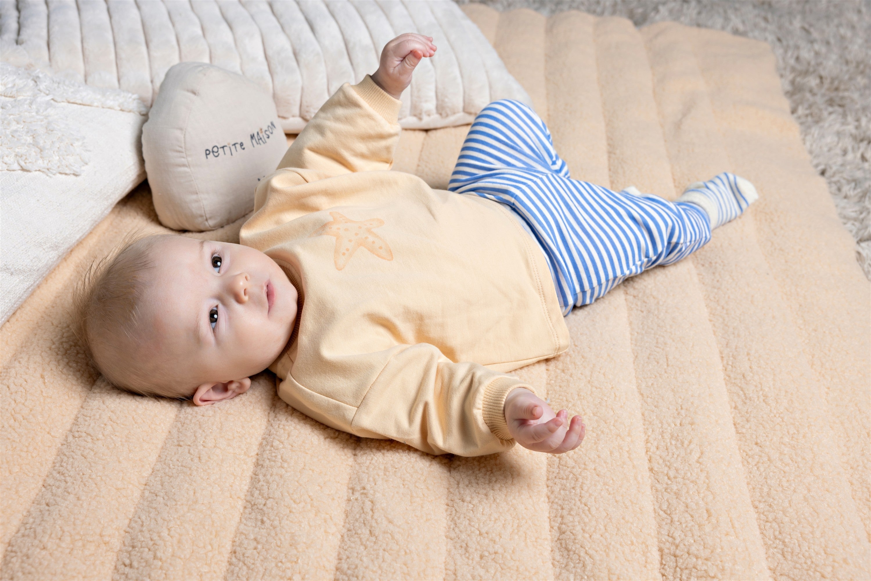 Petite Maison Ker Roomy Sweater met Walvisprint Oranje