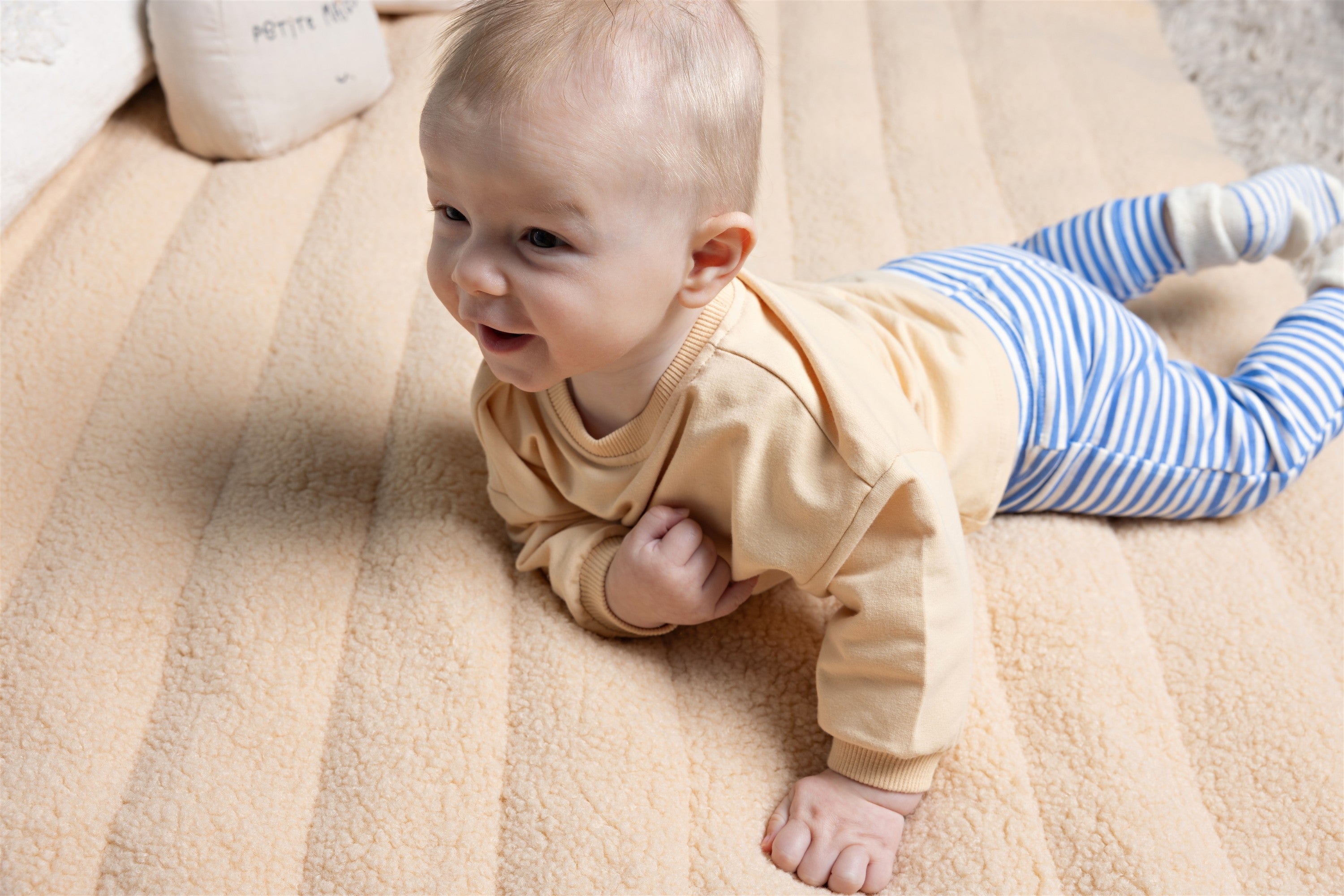 Petite Maison Ker Roomy Sweater met Walvisprint Oranje