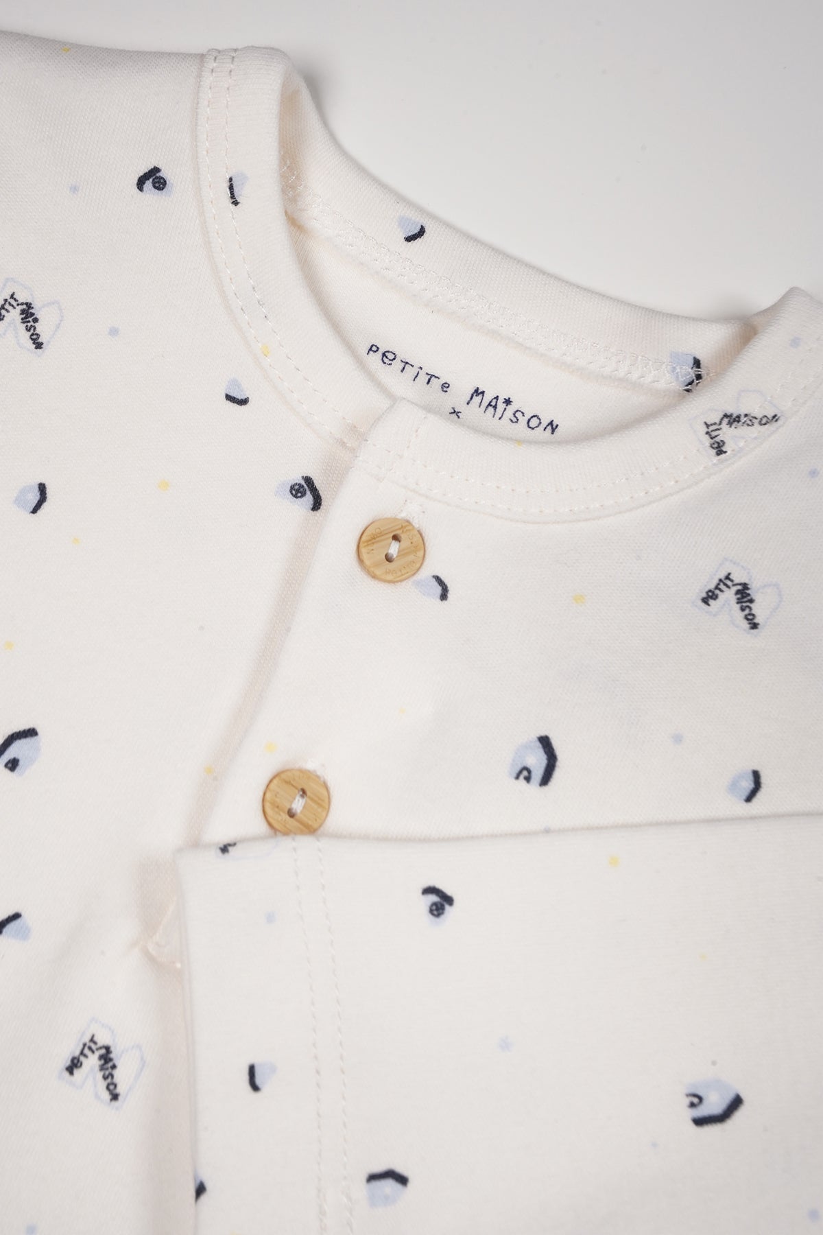 Petite Maison Ko Tshirt met Knoopjes AOP Blue