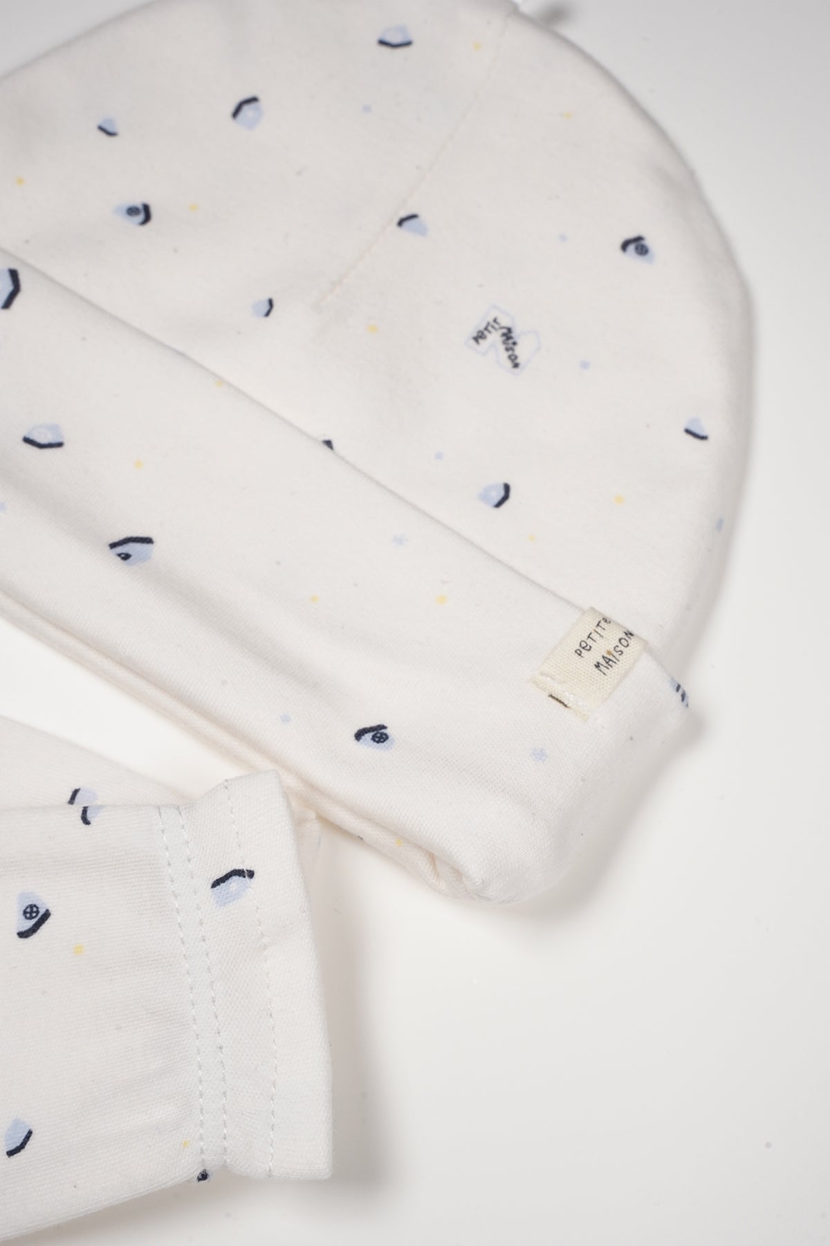 Petite Maison Rune Muts & Krabwantjes Set AOP Blue