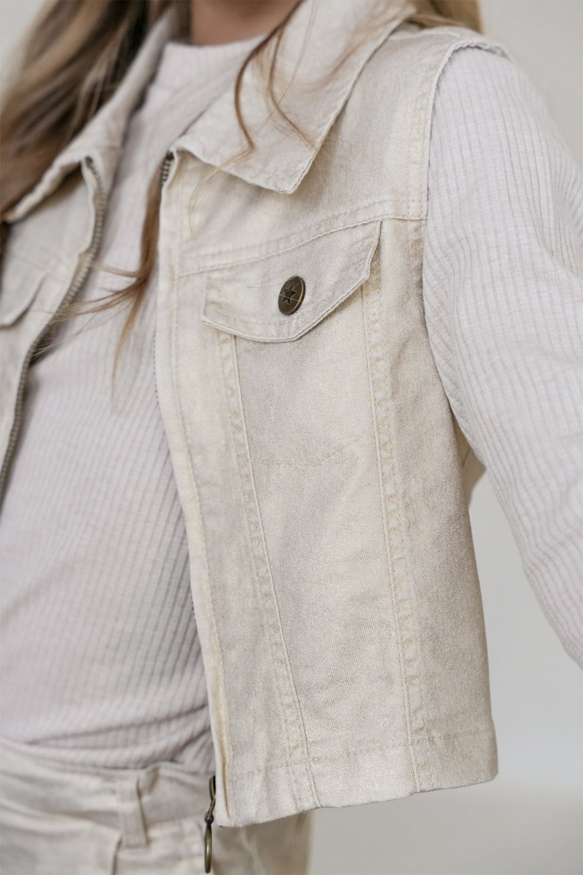 Like FLO Dana Gilet Soft Gold