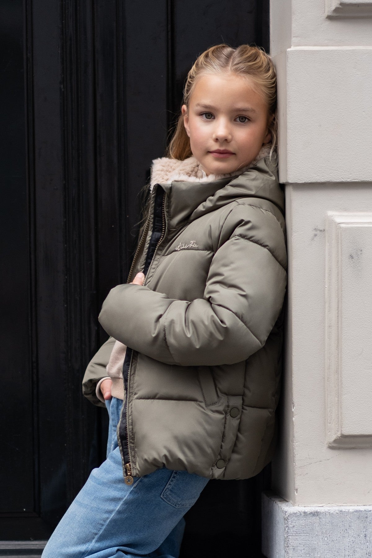 Like Flo Aelin jas Army