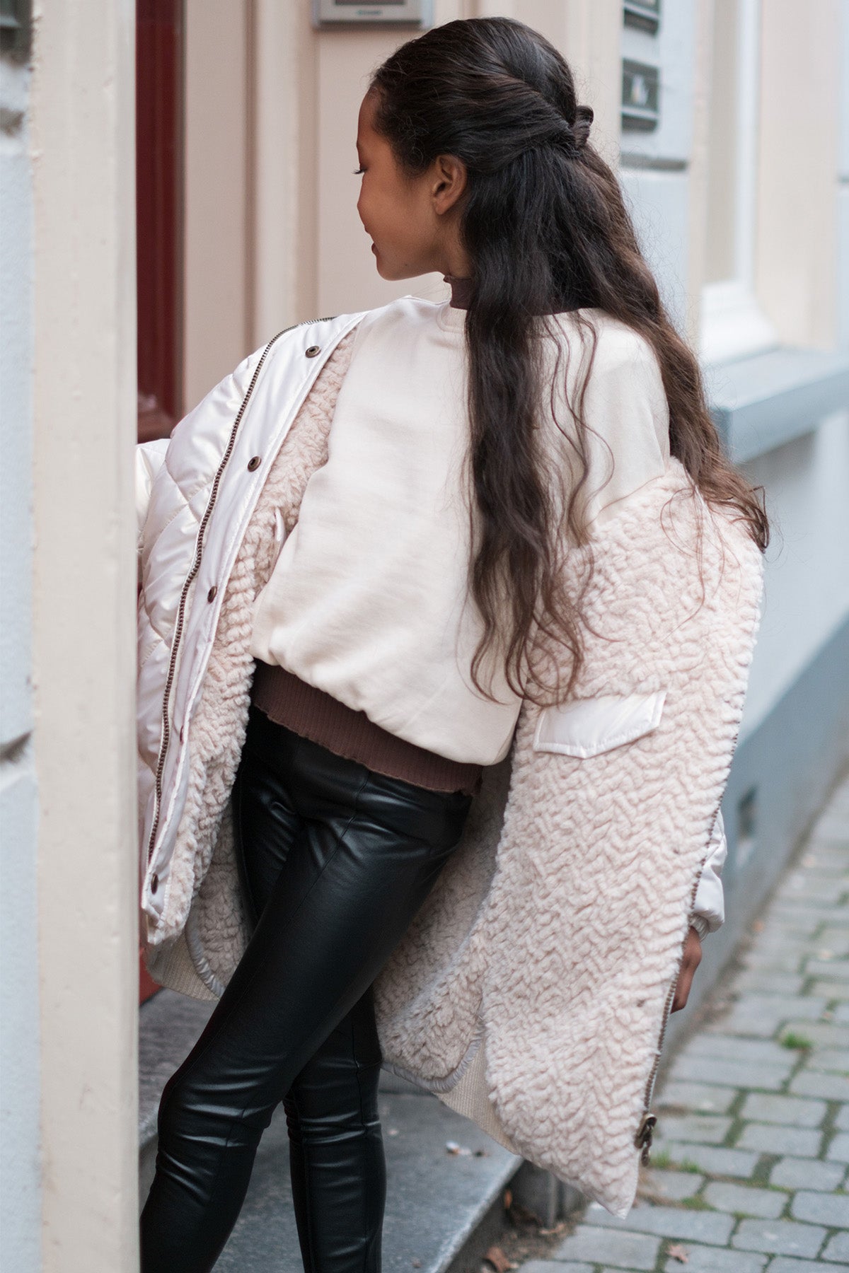 Like Flo Ariana jas Metallic lt. gold