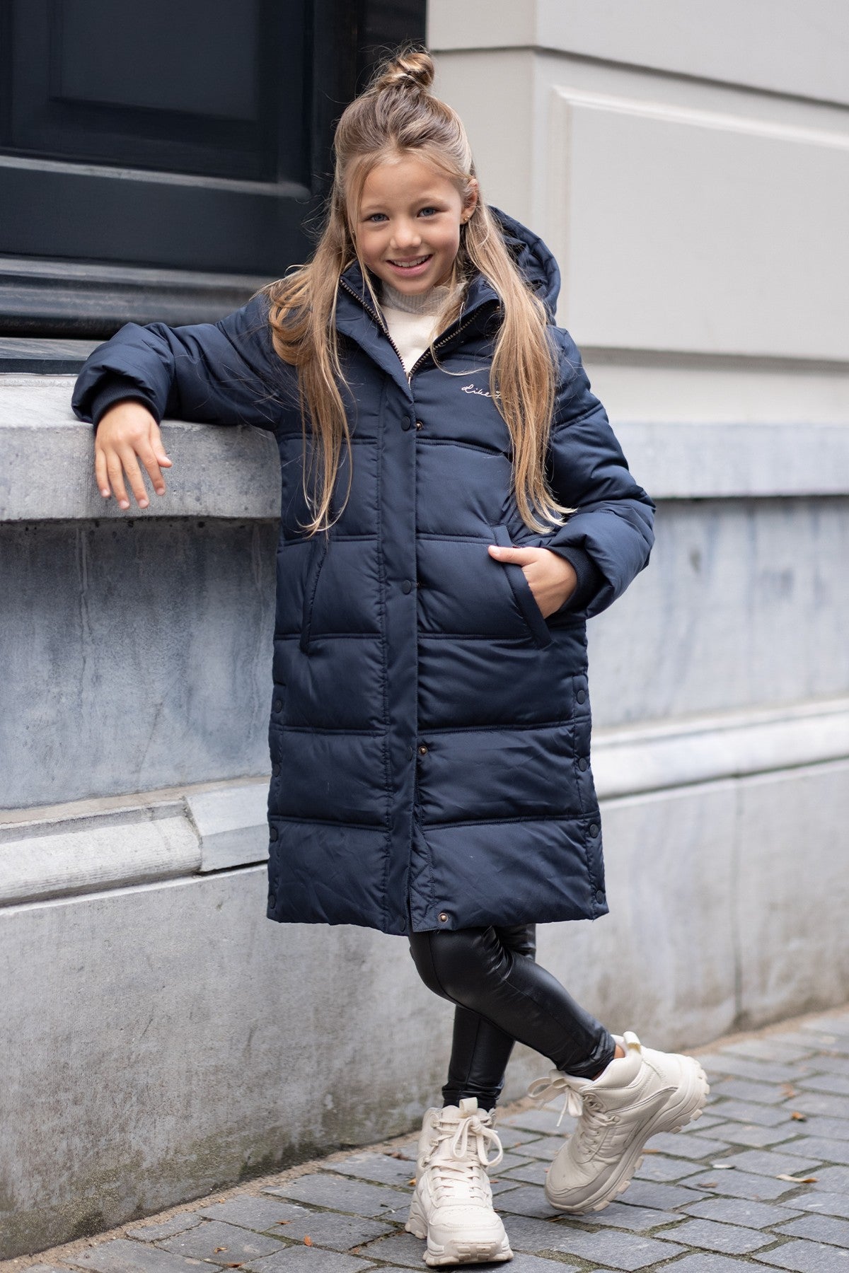 Like Flo Ava jas Navy