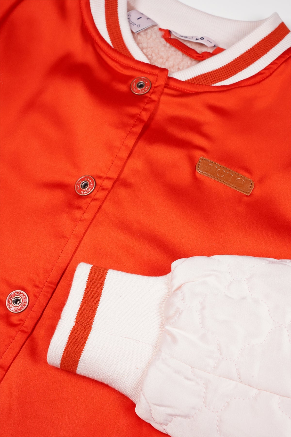 NoNo Darsy Varsity Satijnen Binnen Jas Rood