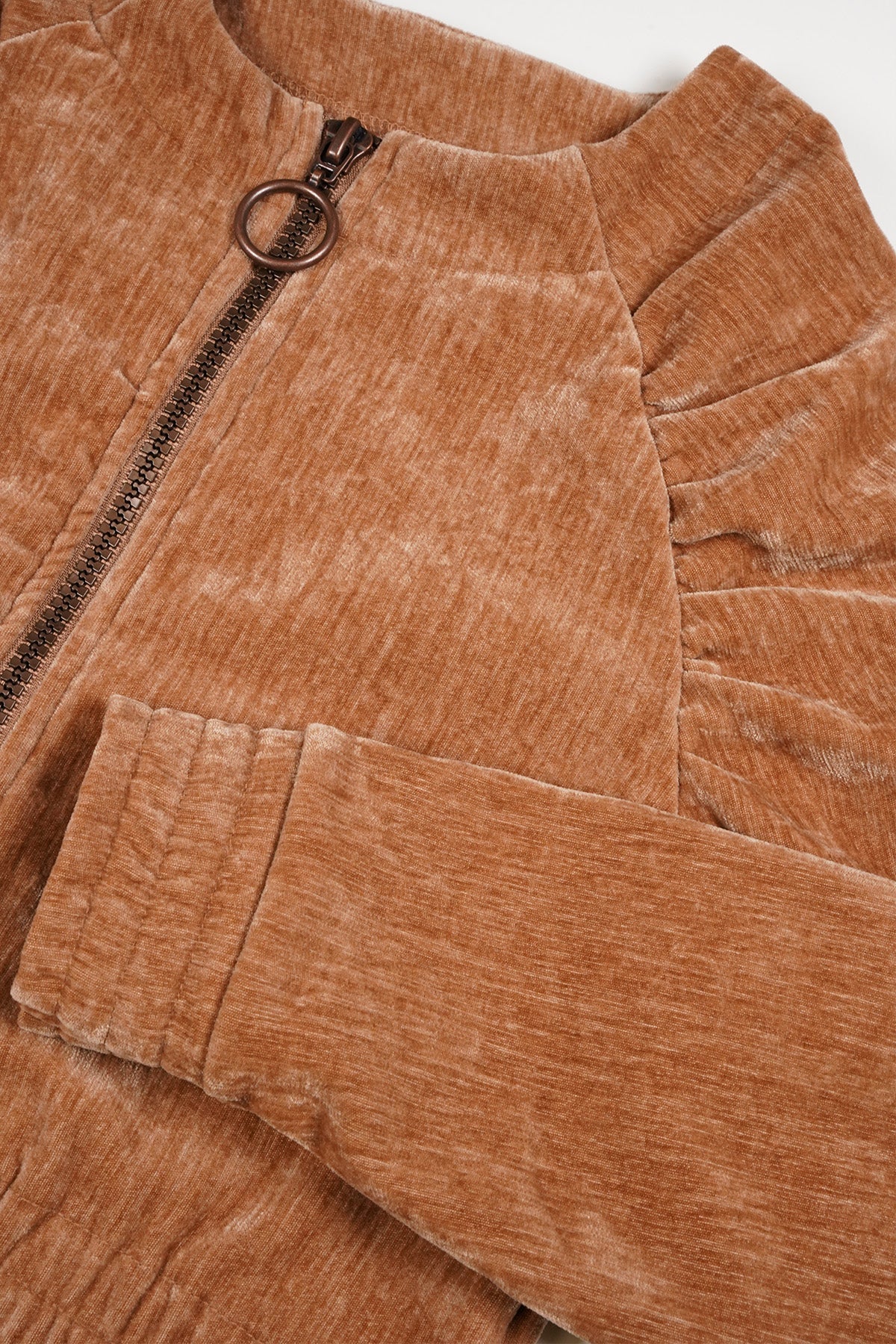 NoNo Doret Cropped Velvet Stretch Vestje Taupe