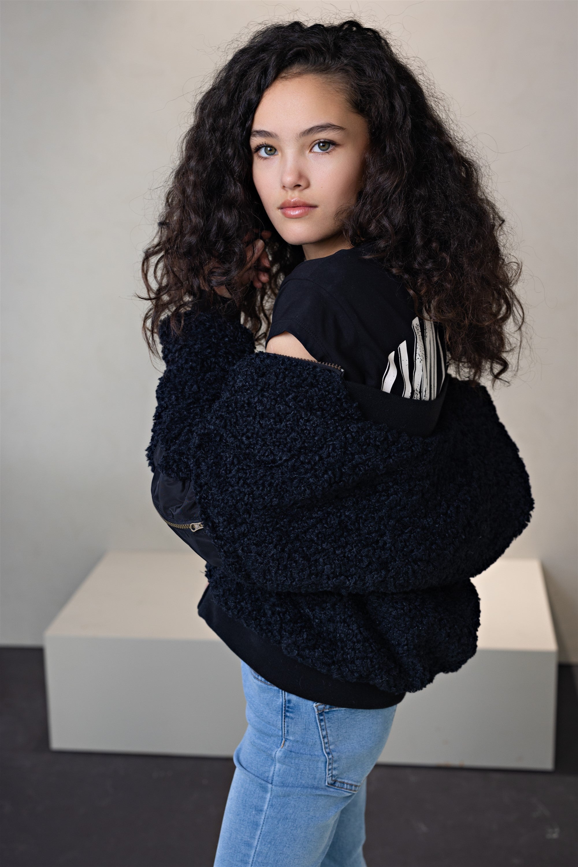 NoBell' Bombi Reversible Jas met Verborgen Capuchon Zwart