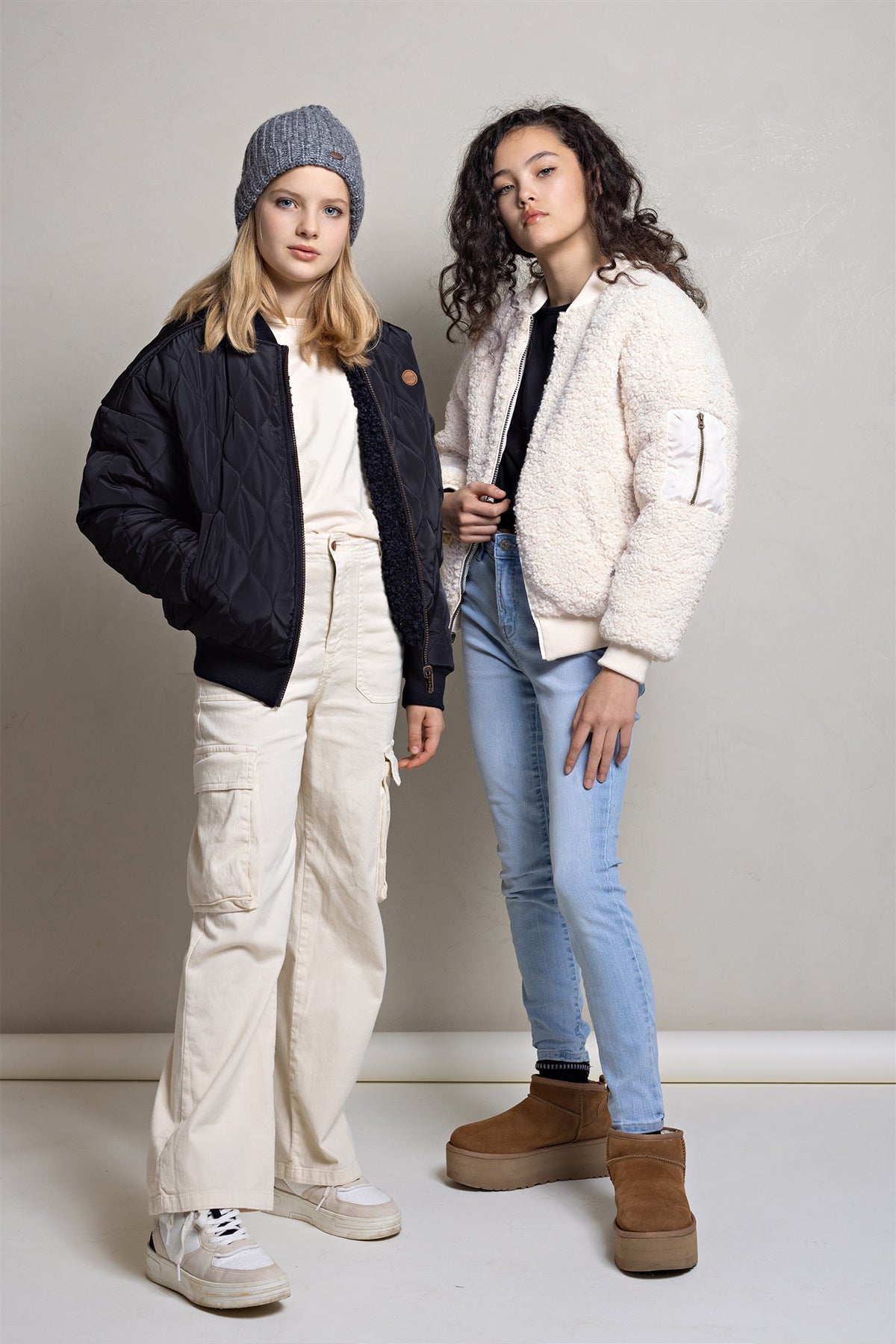 NoBell' Bombi Reversible Jas met Verborgen Capuchon Zwart