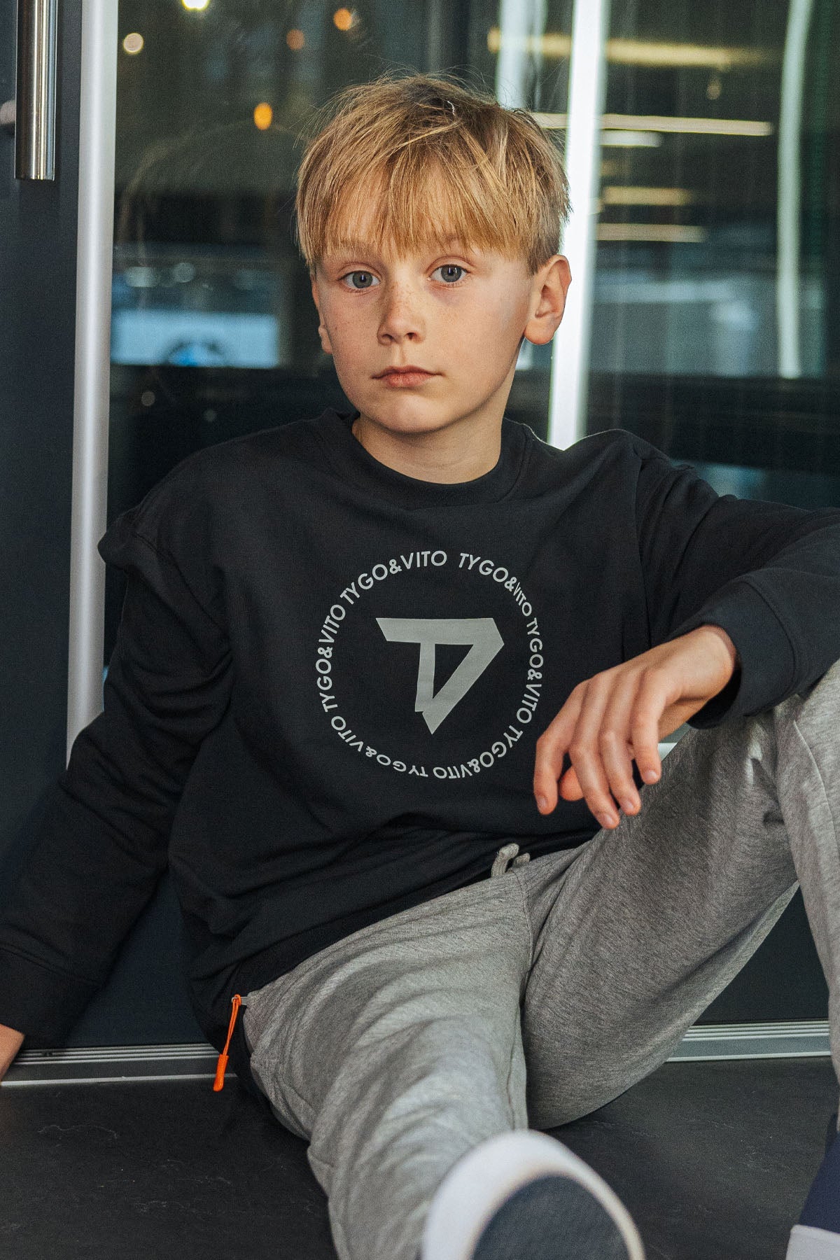 TYGO & vito Sweater Dorian Zwart