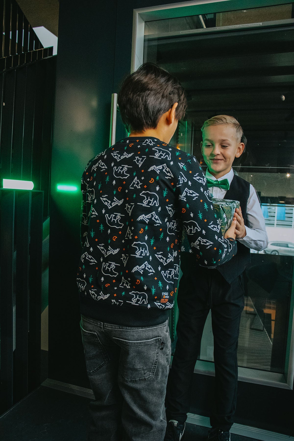 Sweater Senna Zwart* Boys