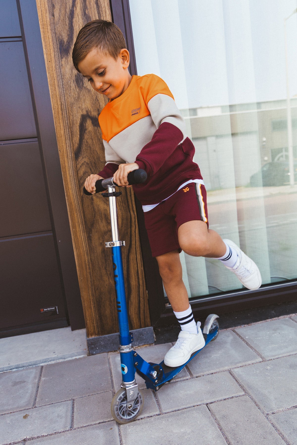 TYGO&vito Sweatshort Toby Donkerrood