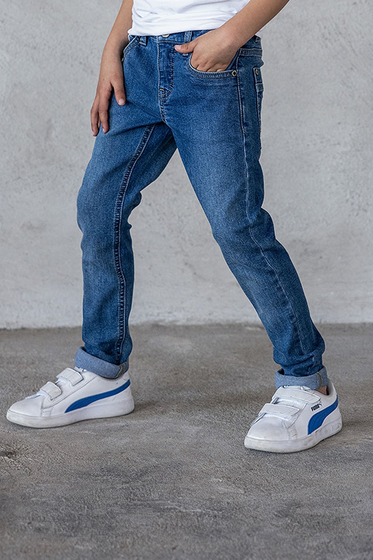 Skinny Fit Jeans Medium Used - TYGO&vito