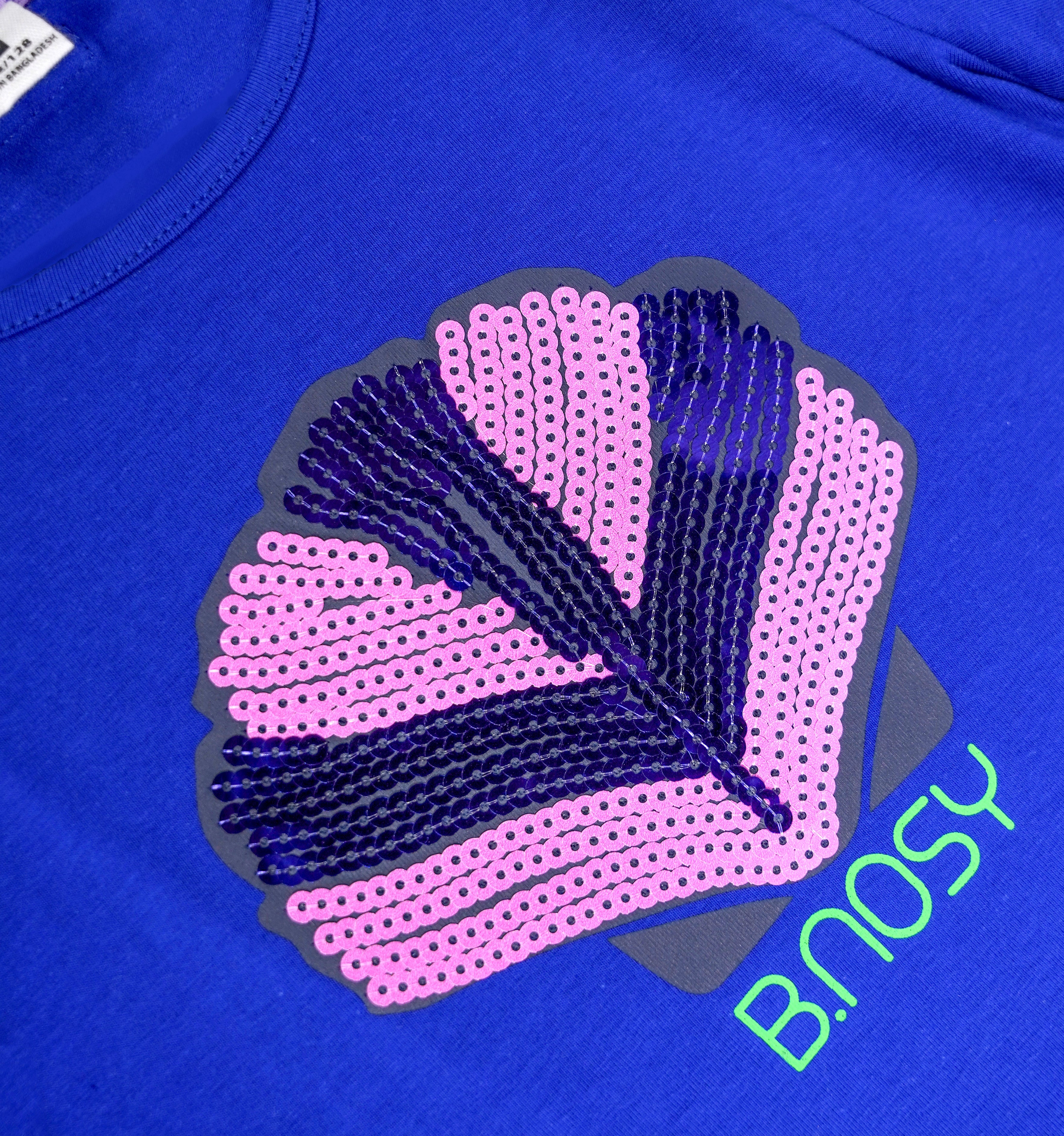 B.Nosy Girls Ss Shirt W/ Sequinces Artwork