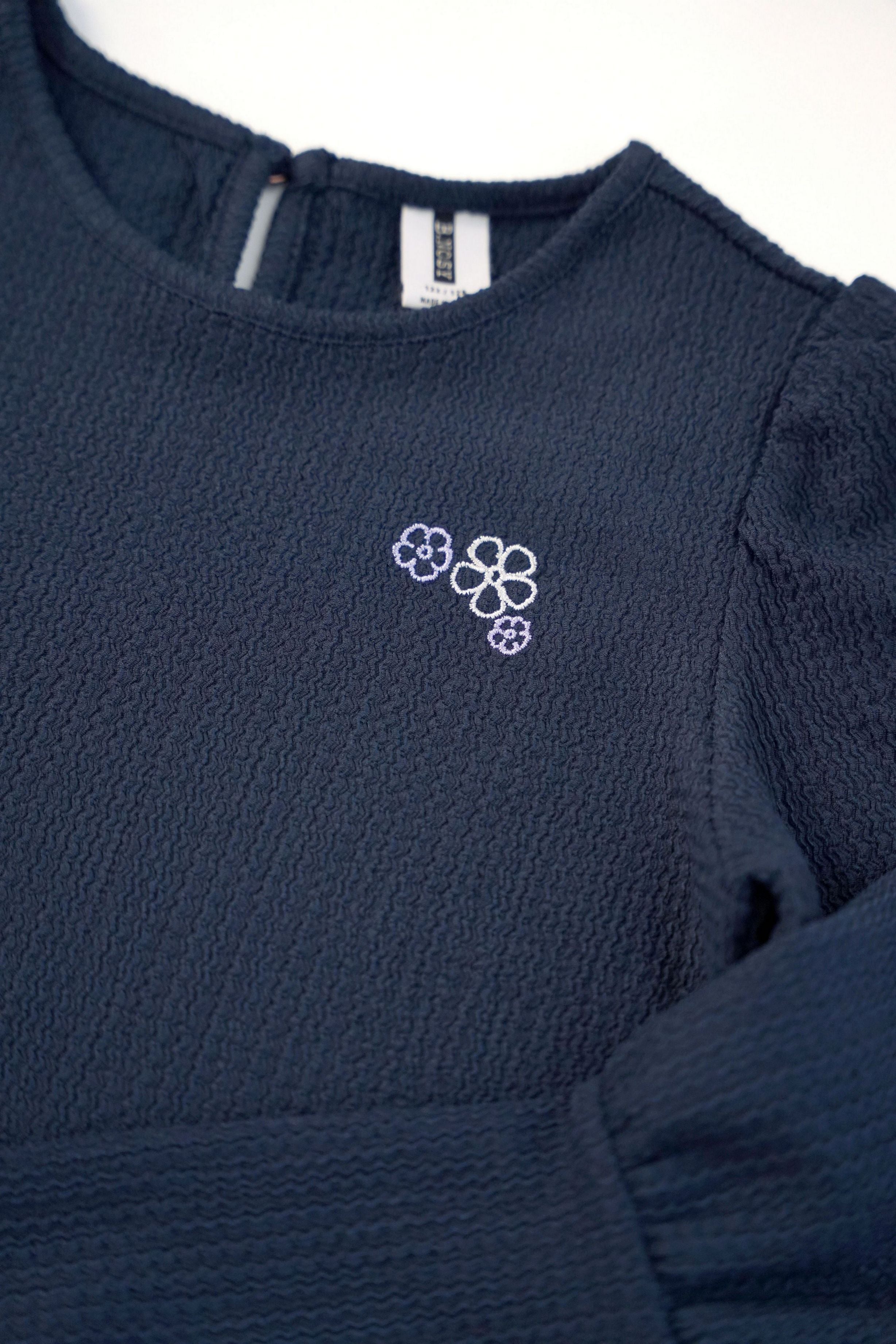 B.Nosy Danique T-Shirt