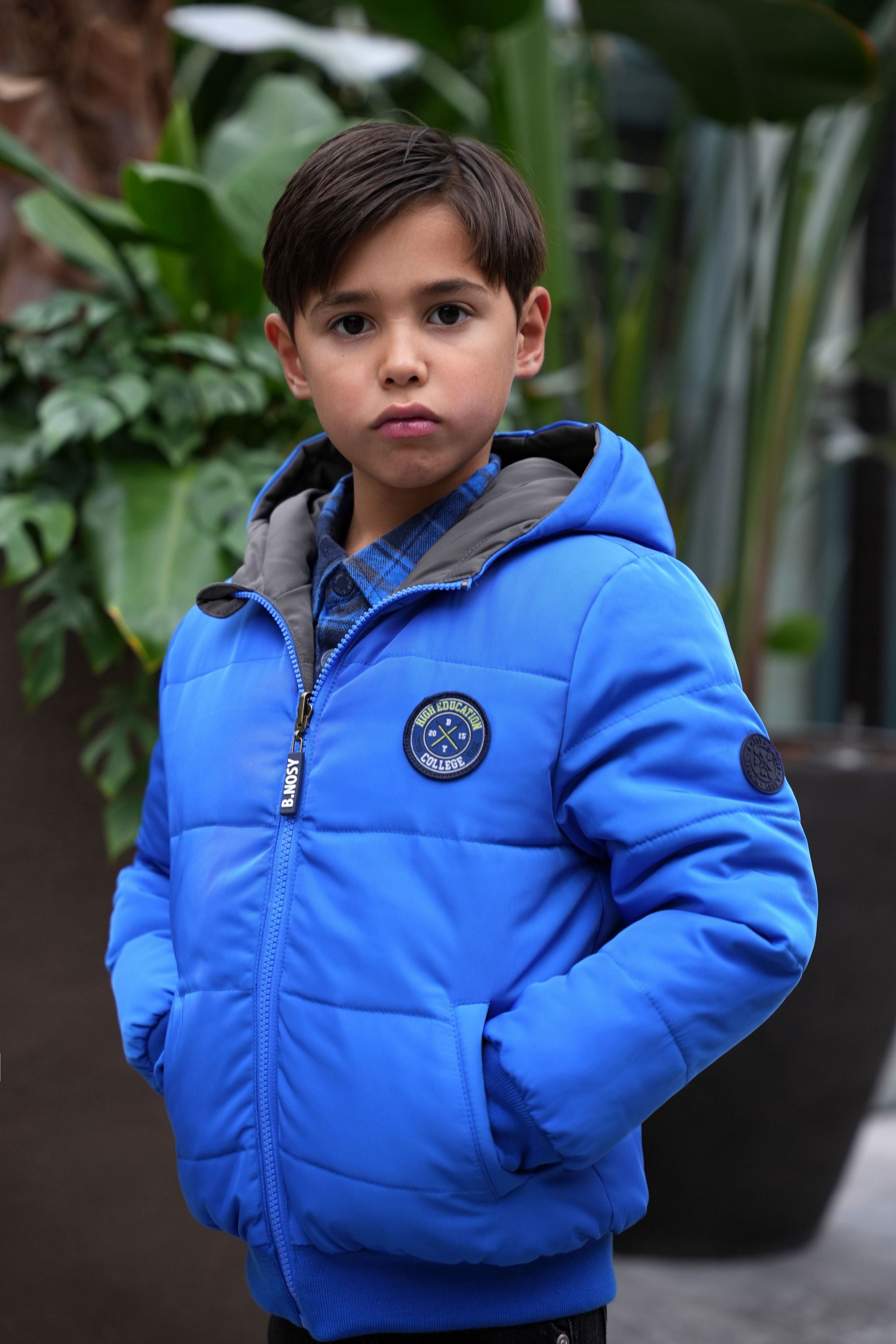 B.Nosy Joah Jas Blauw