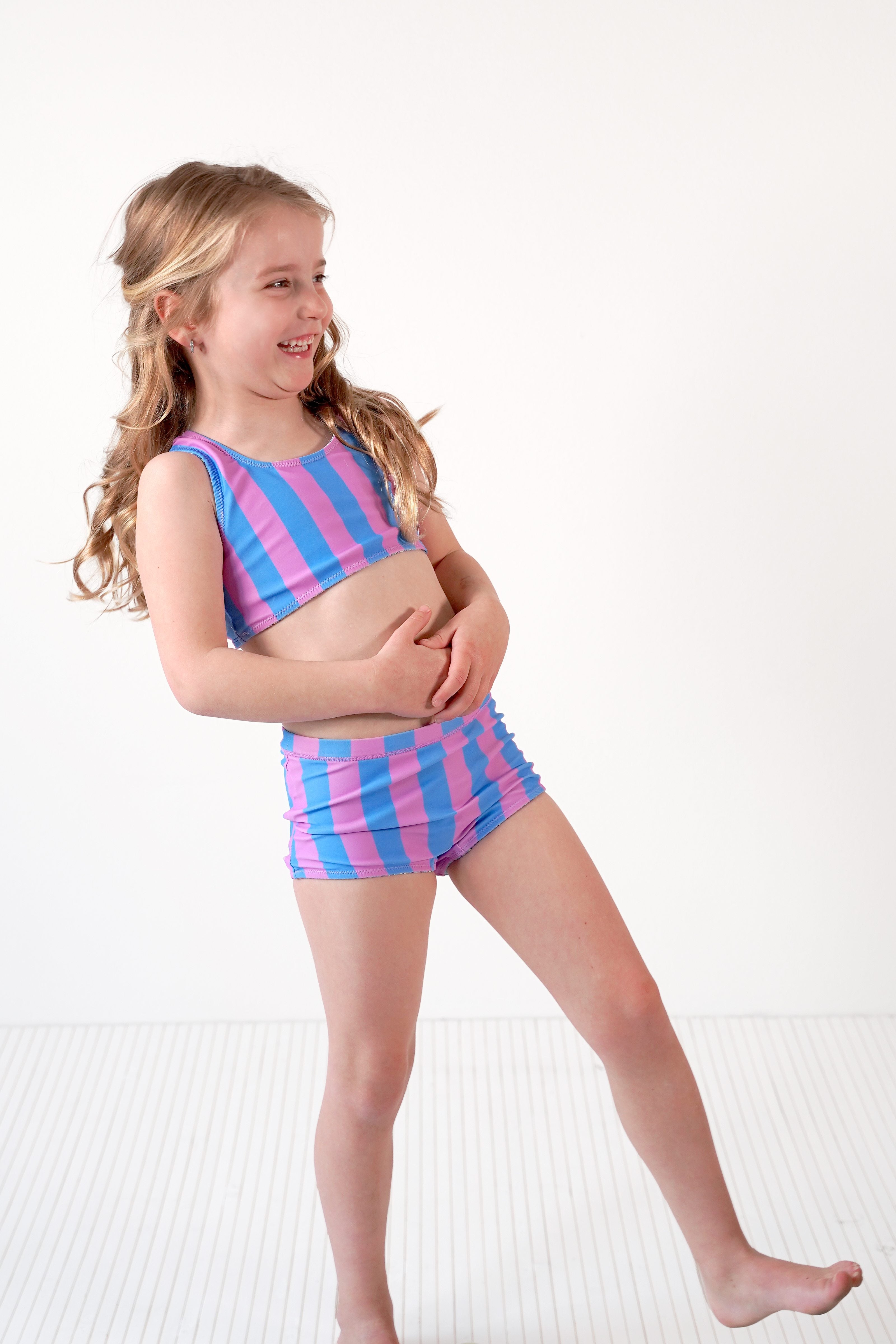 B.Nosy Wendebikini Winona Overjoyed