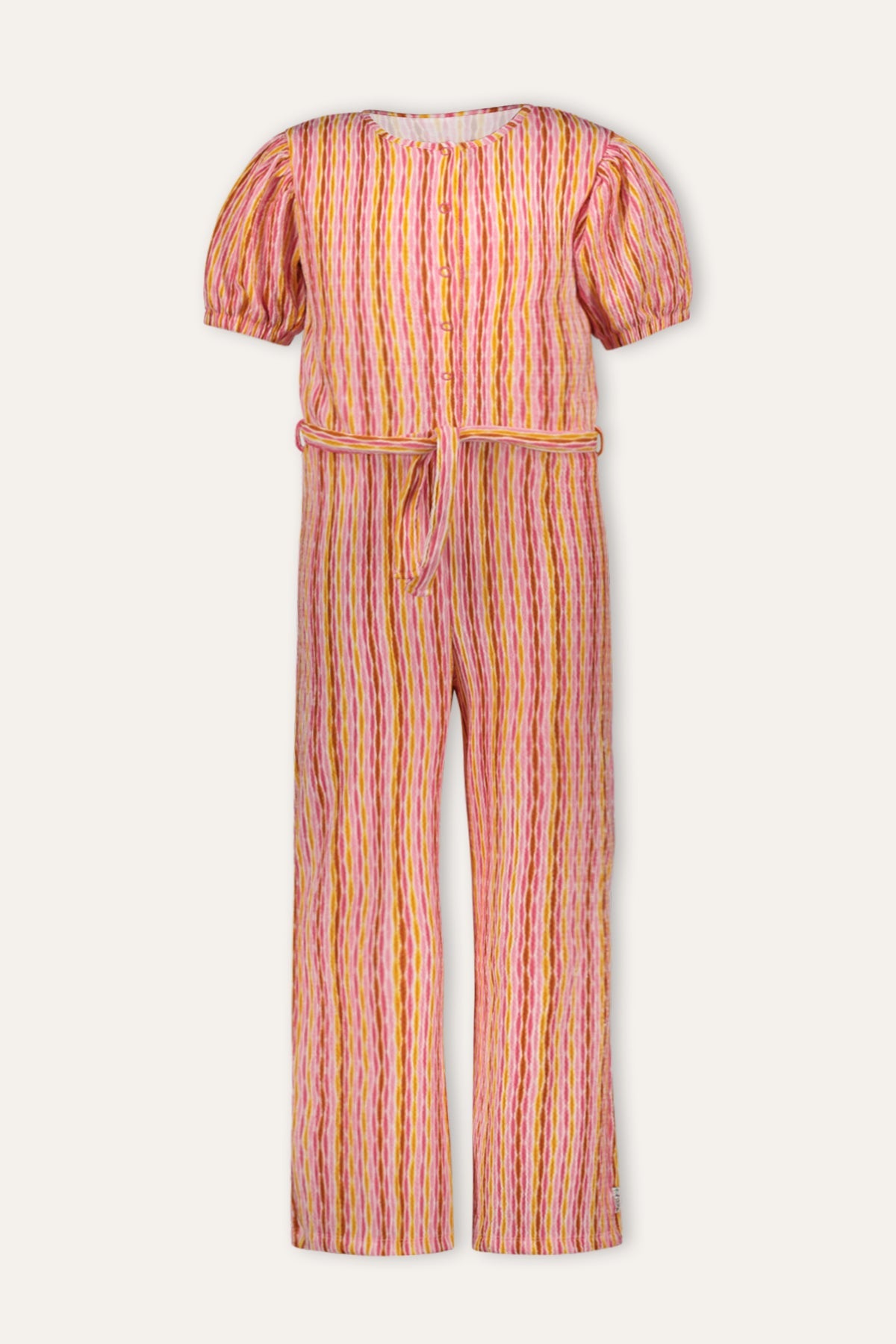 B.Nosy Overall Pallas Mesmerized