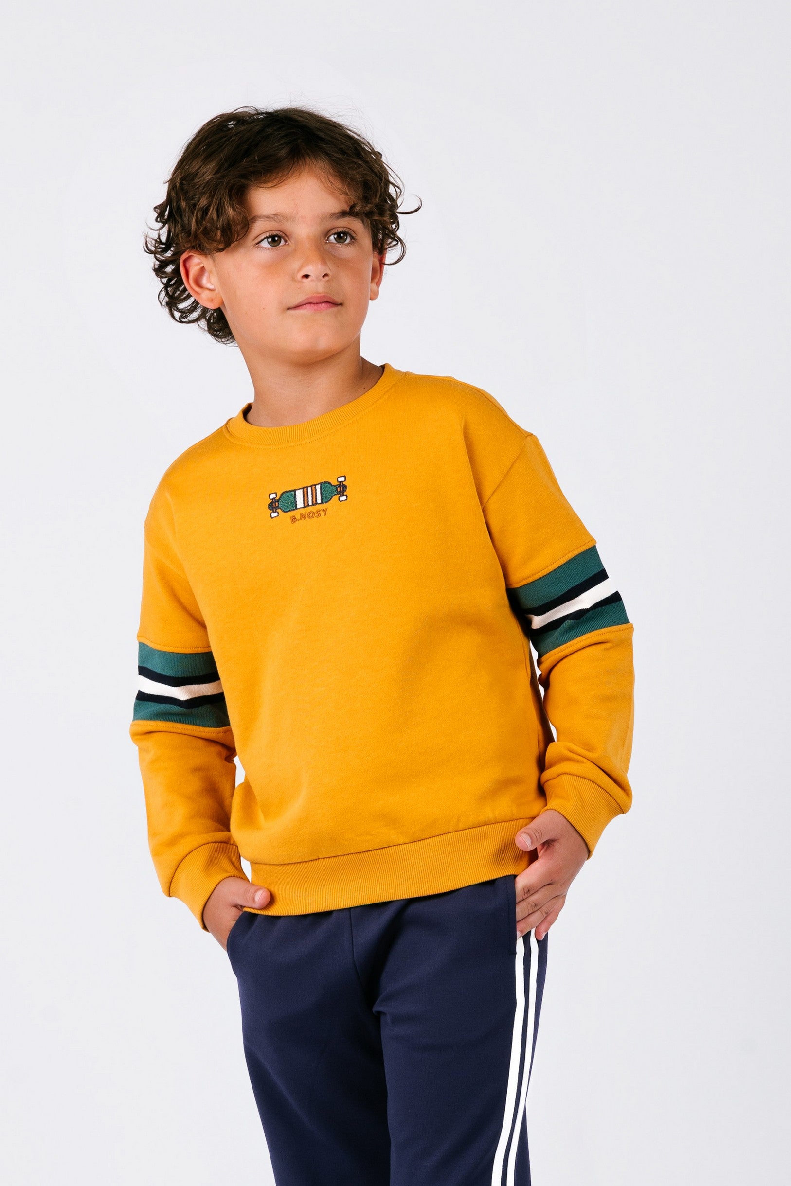B.Nosy Sean Sweater Geel