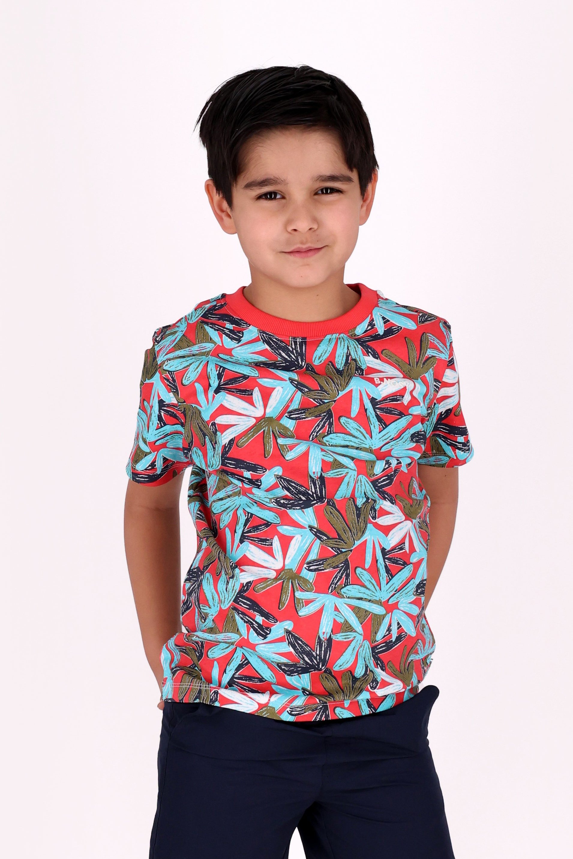 B.Nosy Timmy T-Shirt leafs