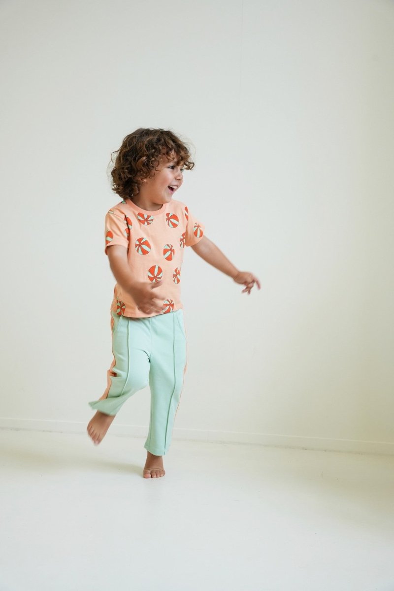 Ezra T-shirt oranje Dancing - The New Chapter Store