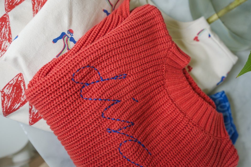 Jamie Sweater Rood - The New Chapter Store