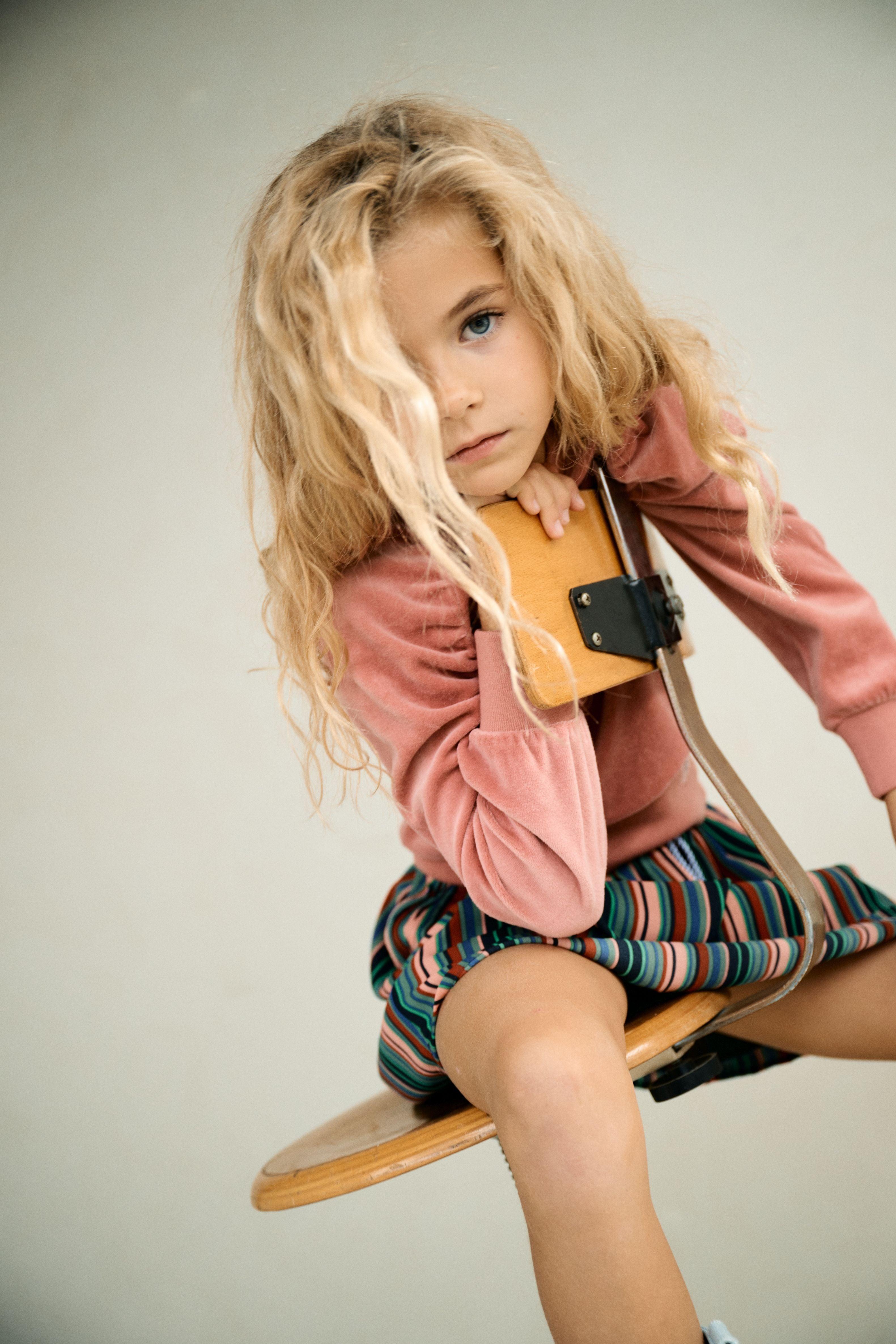 Kayla Raglan Nicky Velours Sweater - NoNo Kidswear