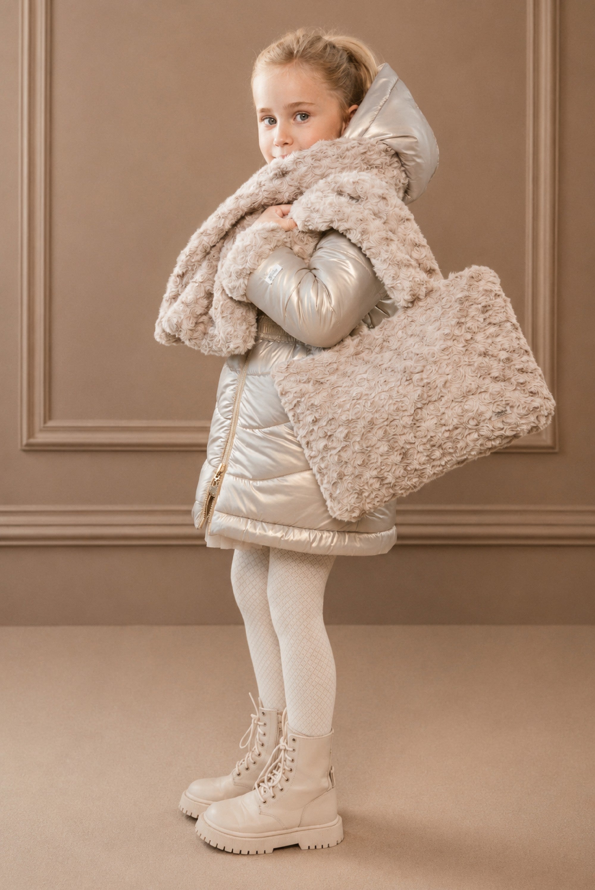 Le Chic RIANNA furry sjaal - Dune