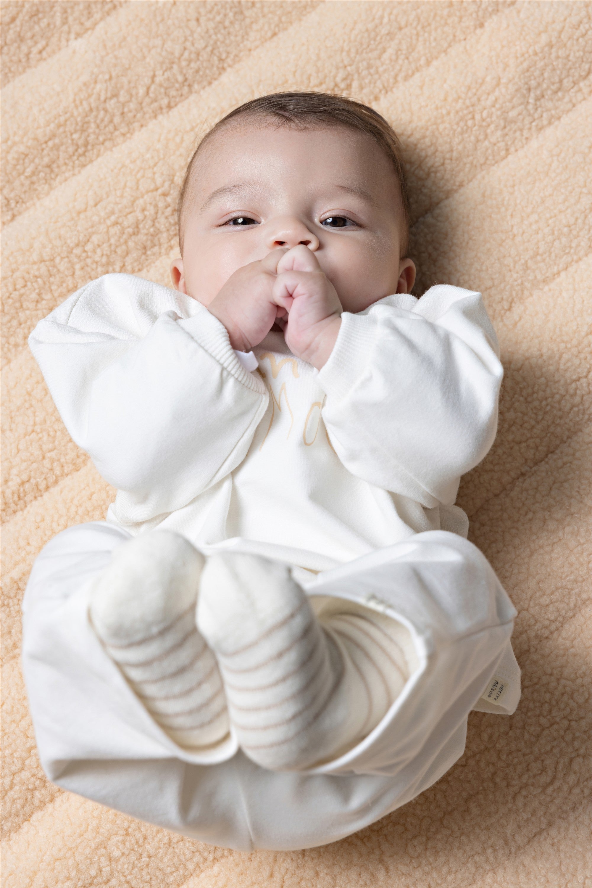 Petite Maison Ker Roomy Sweater met Amour print Wit