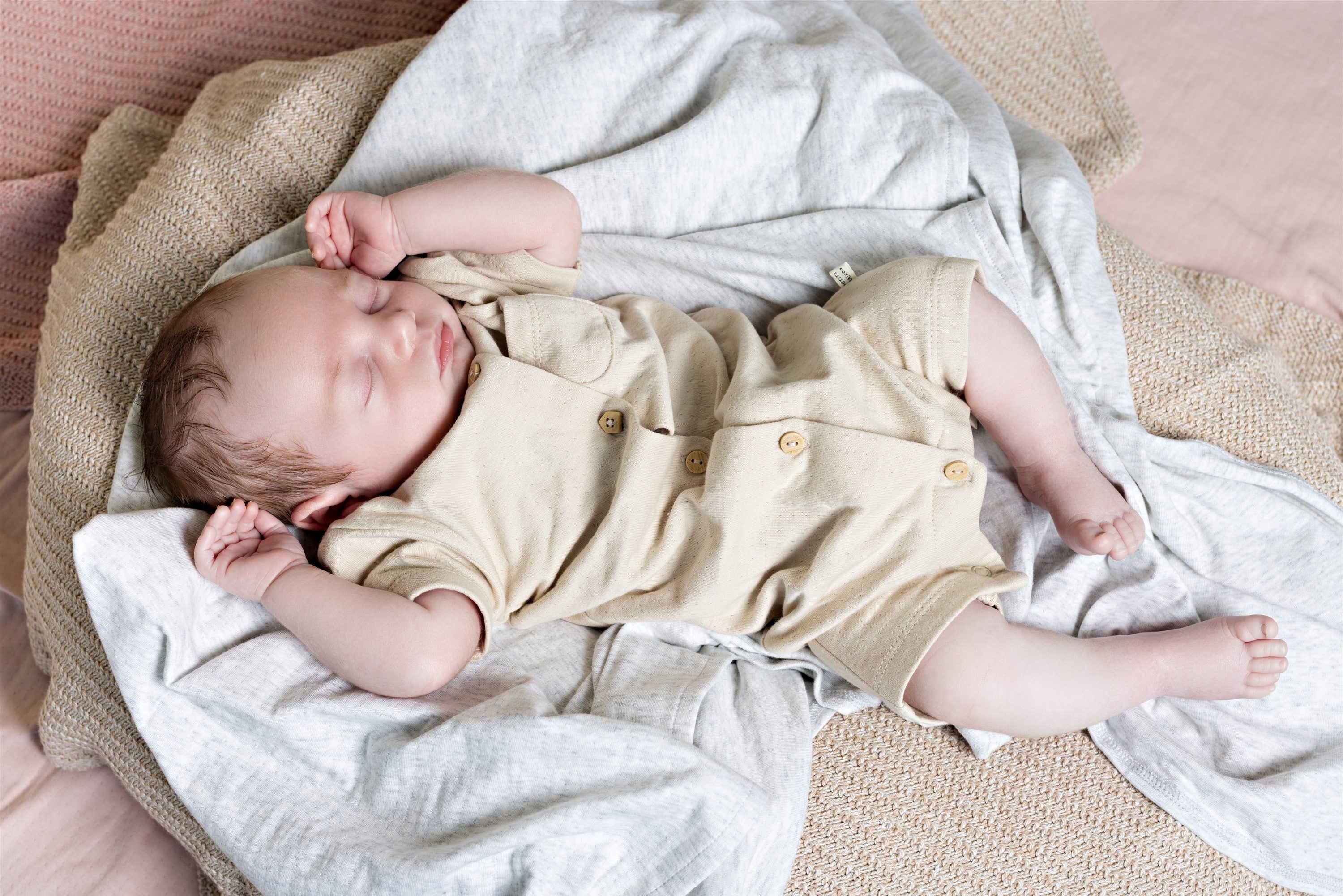 Baby Pak Shorts Oatmeal