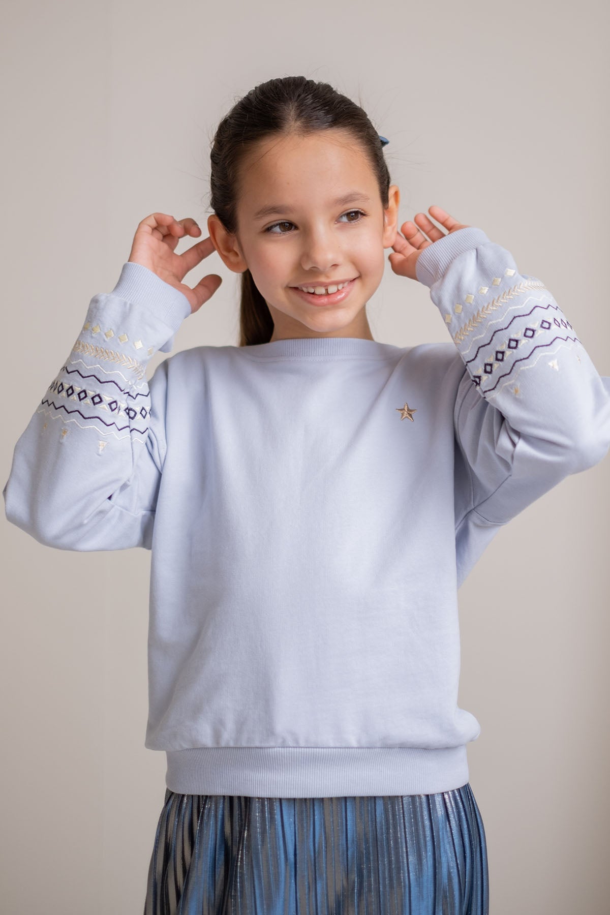 Like FLO Donna Sweater Girls