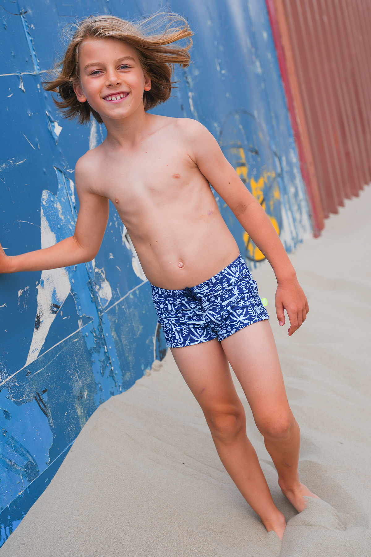 Just Beach Nevada swimShorts Black and white palm