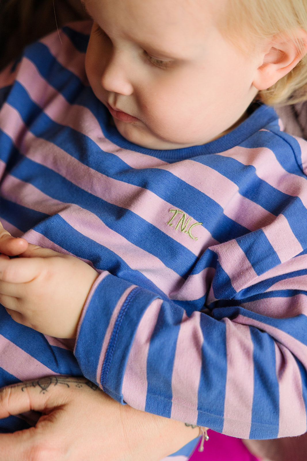 The New Chapter Lou T-Shirt roze blauw