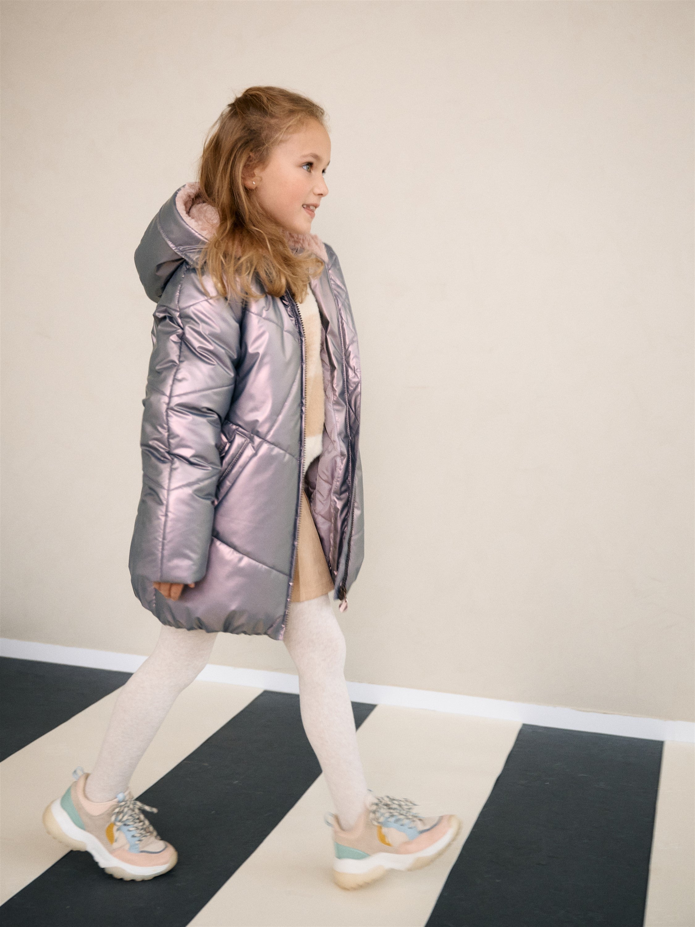 NoNo Baybee Halflange Satijnen Winterjas met Capuchon Metallic Roze