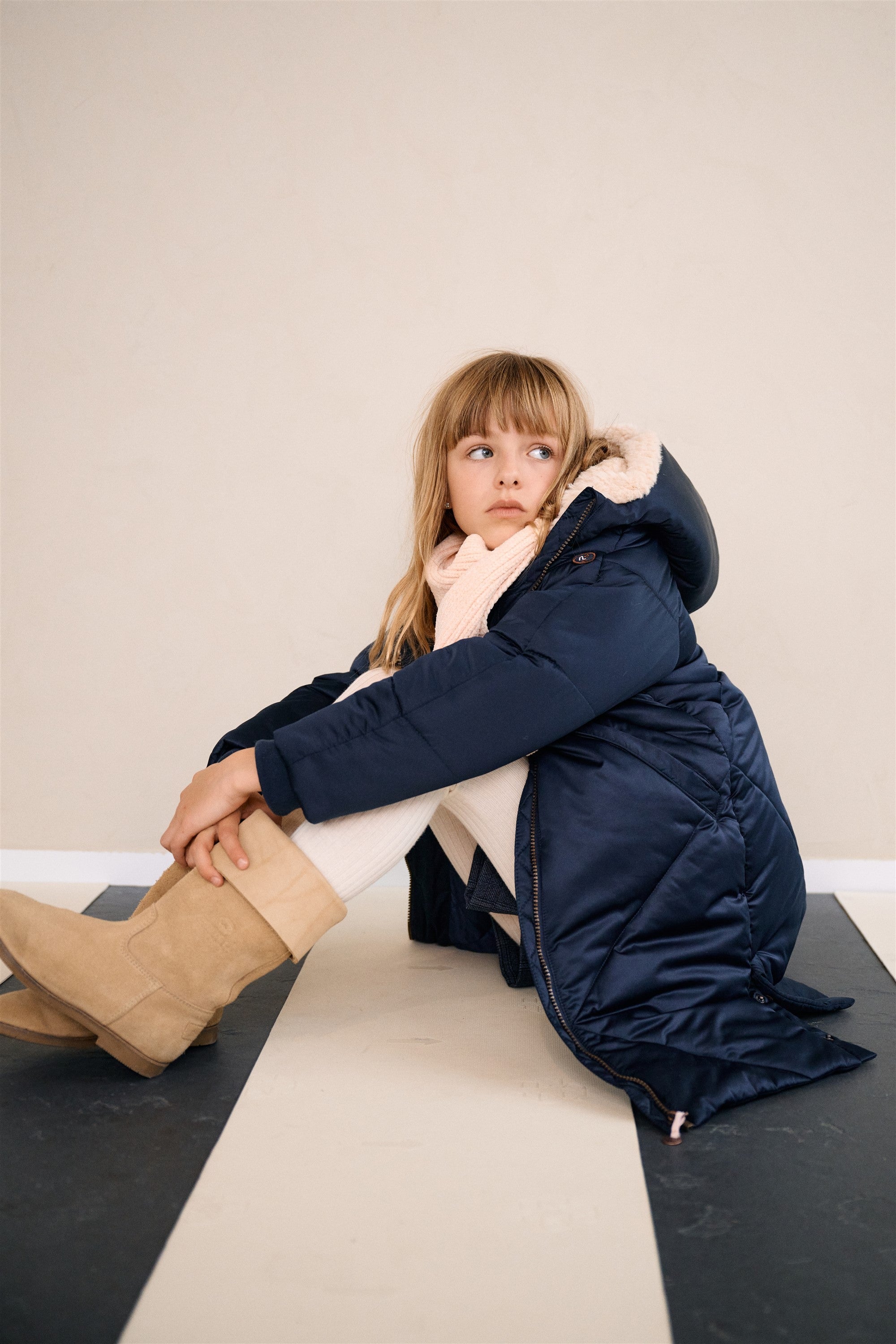 NoNo Beetle Lange Satijnen Winterjas met Capuchon Navy