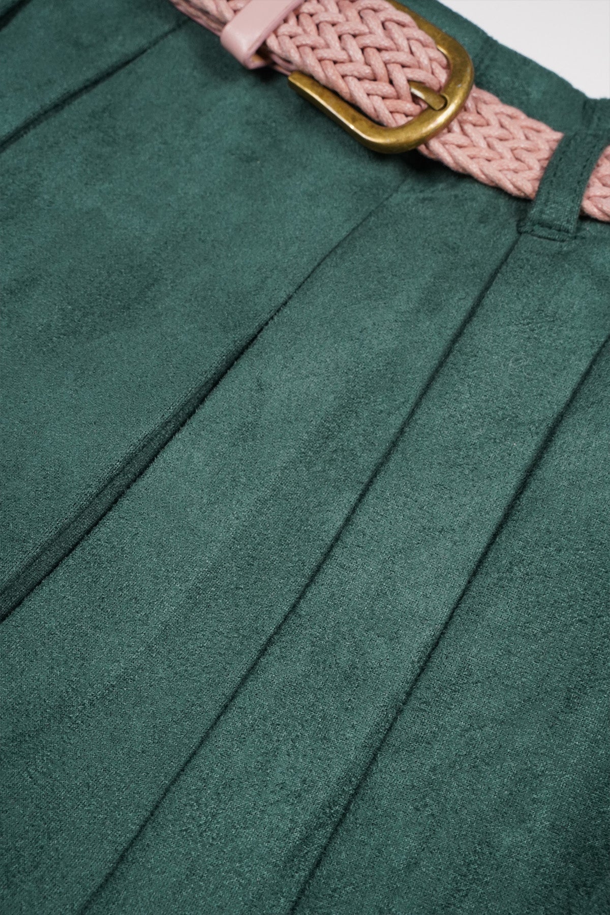Sella Suede Skort met Riem Groen