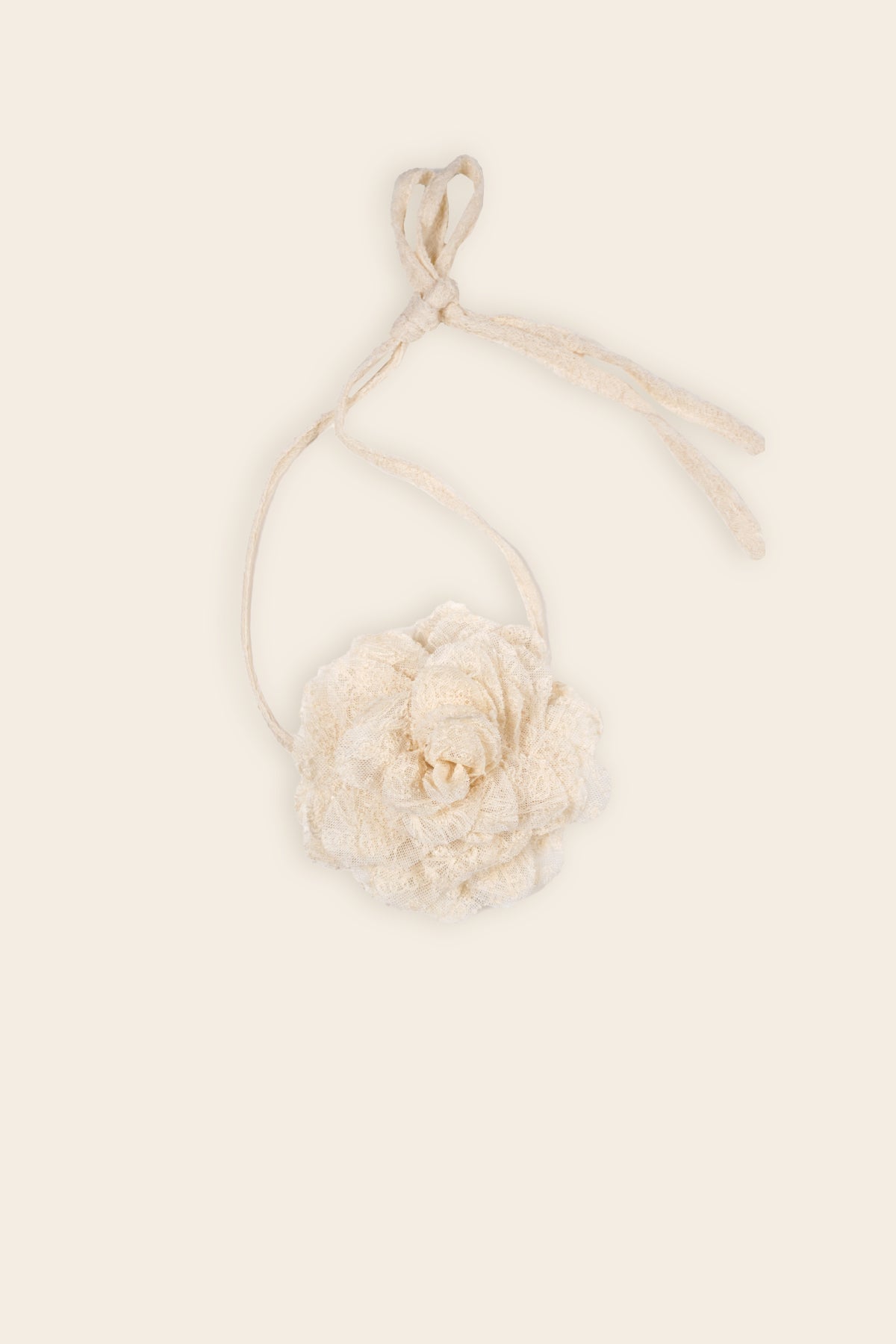 NoNo Flowers Accessory: Style Your Outfit Ivory