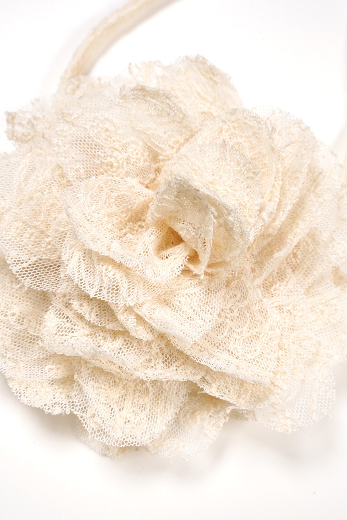 NoNo Flowers Accessory: Style Your Outfit Ivory