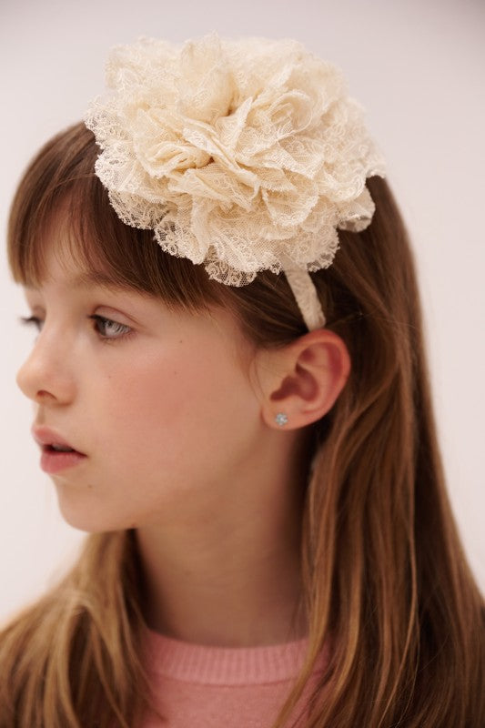 NoNo Flowers Accessory: Style Your Outfit Ivory