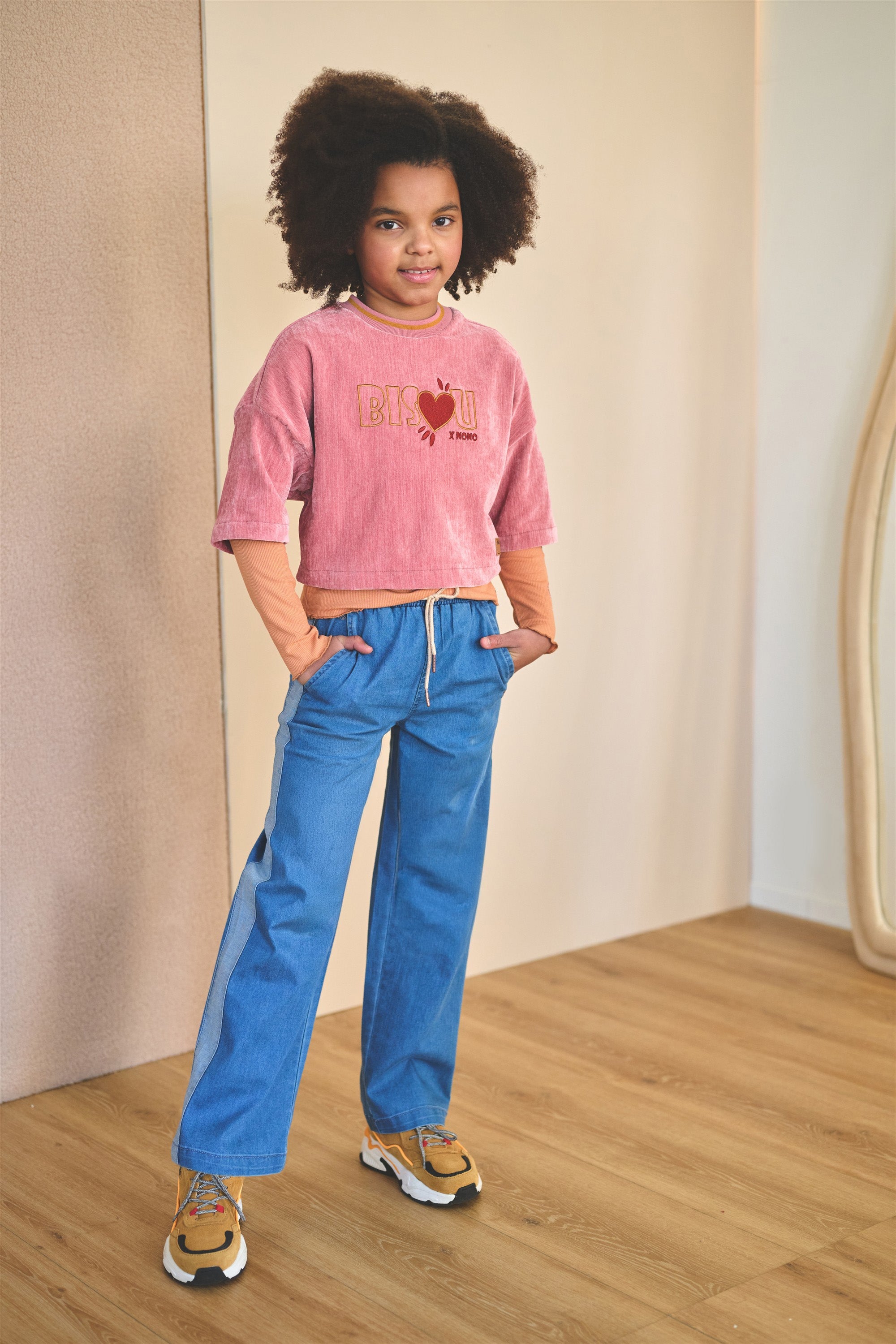 NoNo Kaily Velvet Top met Borduur Roze