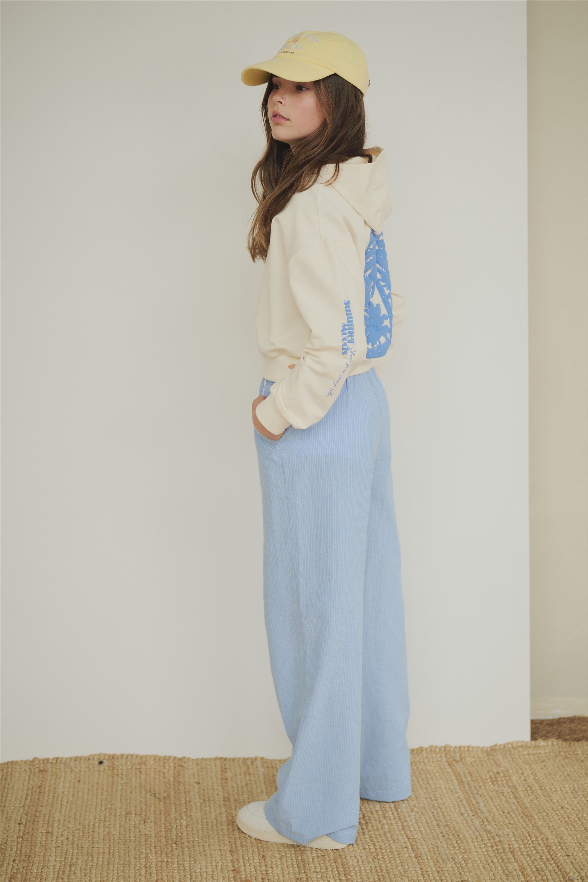 NoBell' Kumy Sweater met Capuchon Ivoor