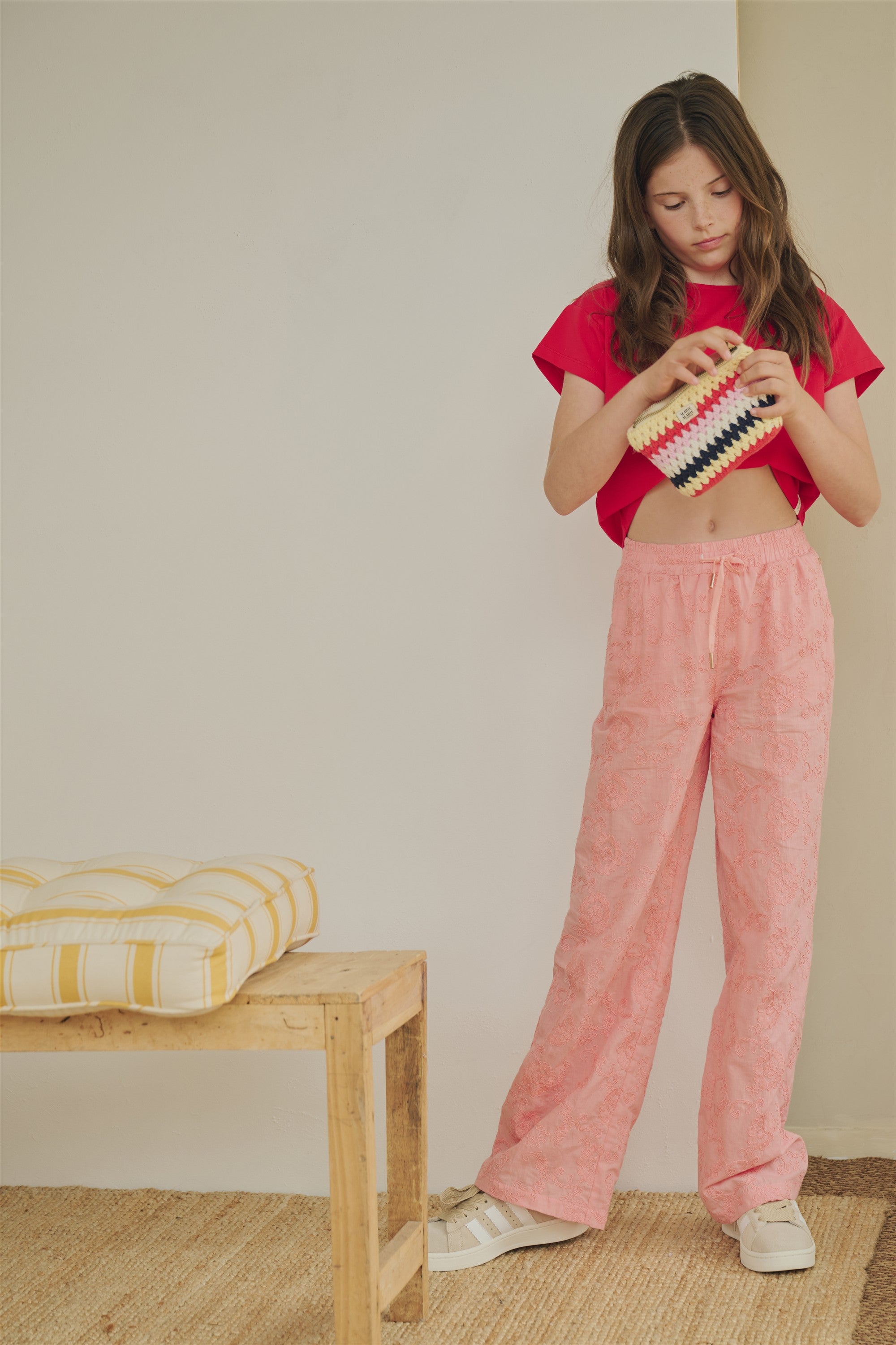 NoBell' Kase Crop T-Shirt with back print Red