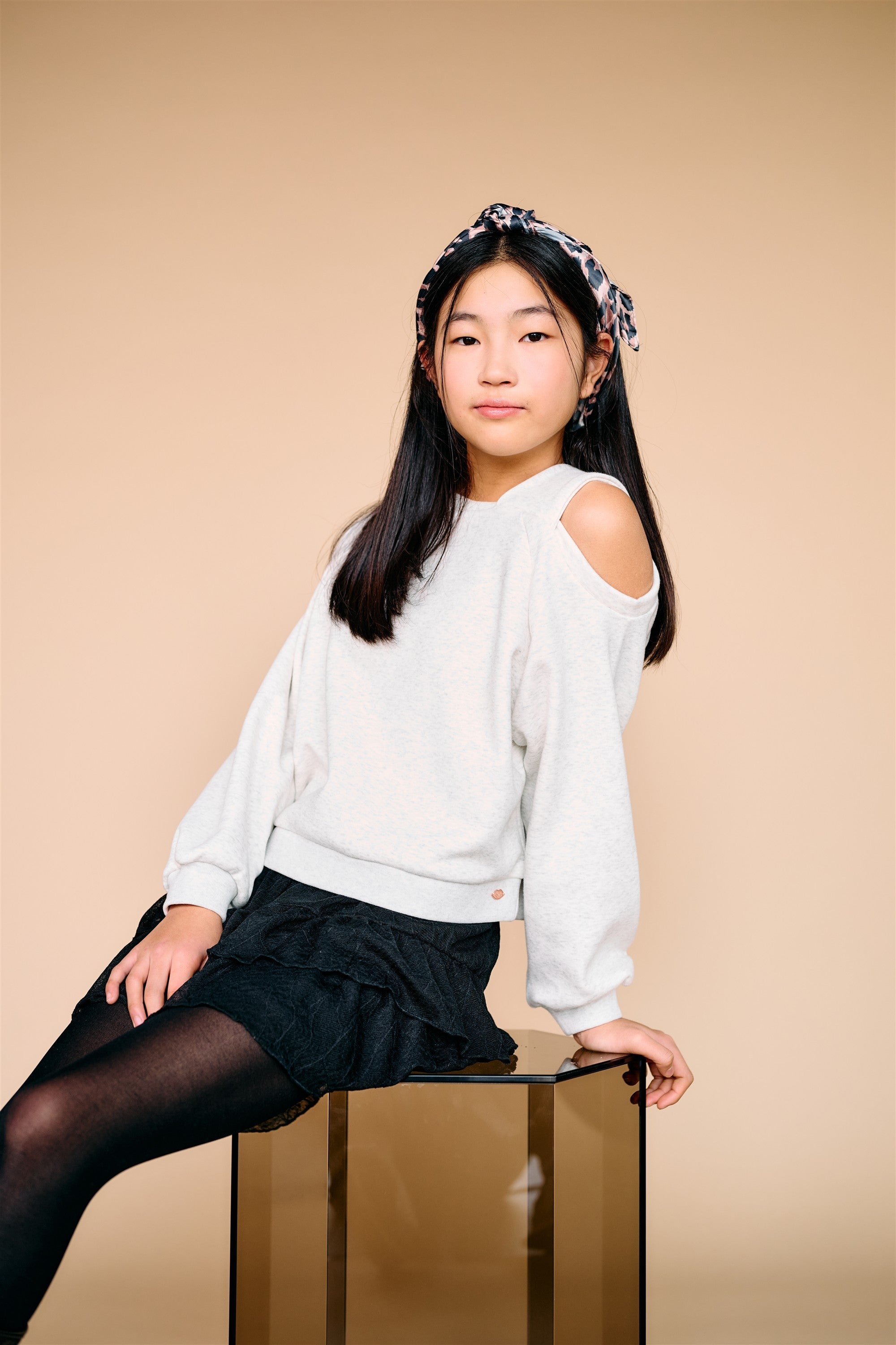NoBell' Kadiz Zachte Open Shoulder Sweater Wit Melange