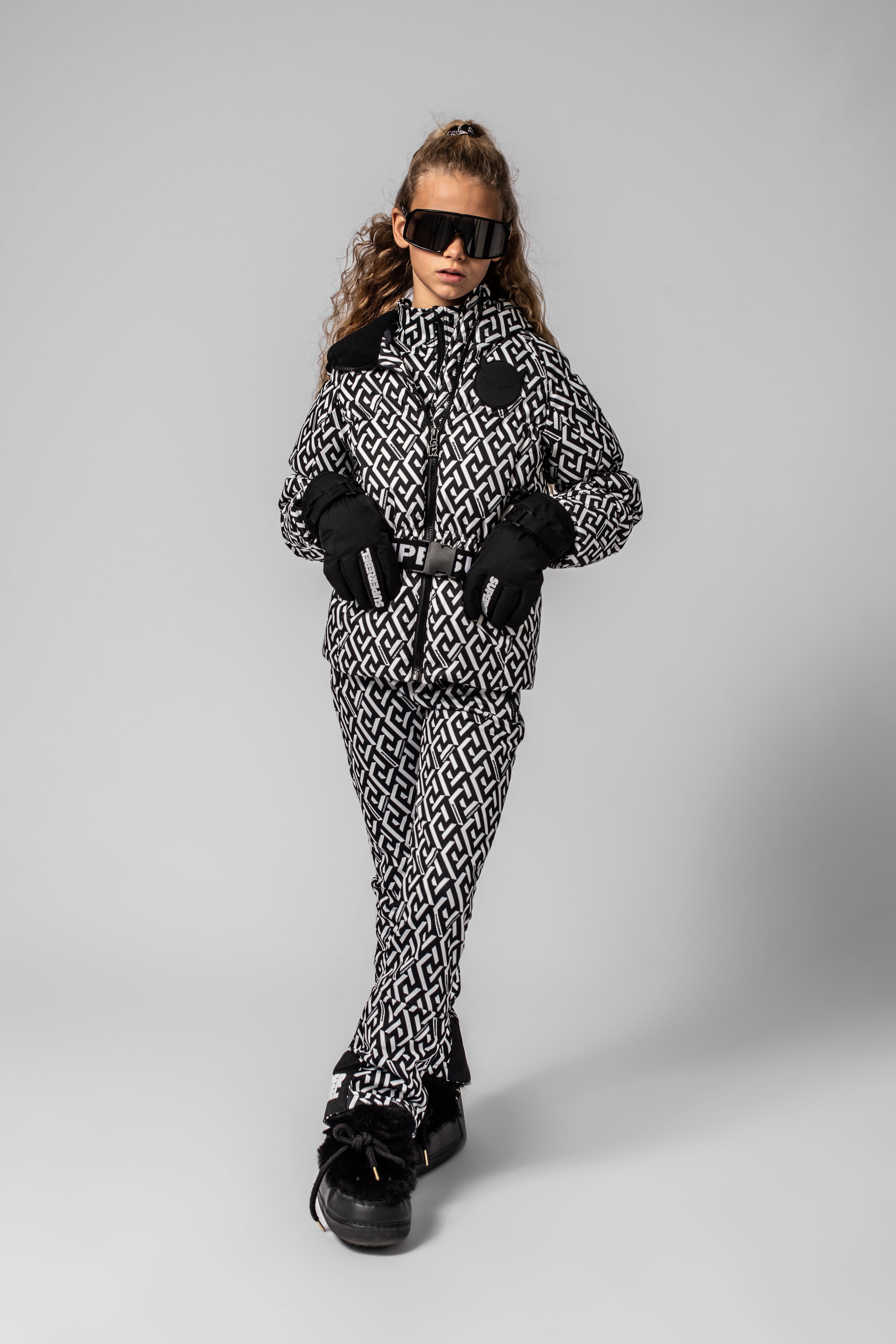 SuperRebel Puff Hooded Jacket Graphic Black