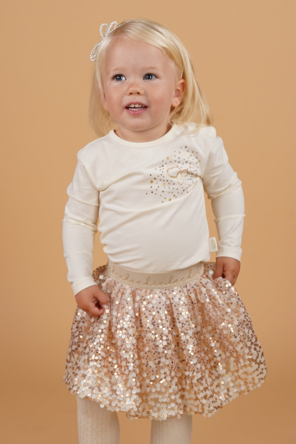 ♥ NOMBA ♥ rhinestone heart T-shirt *Dreamy Creamy*