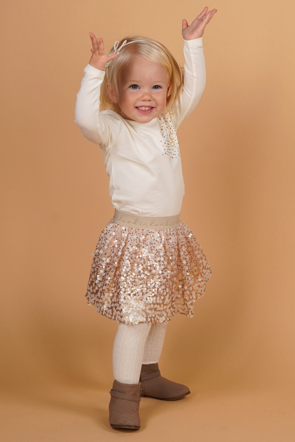 ♥ NOMBA ♥ rhinestone heart T-shirt *Dreamy Creamy*