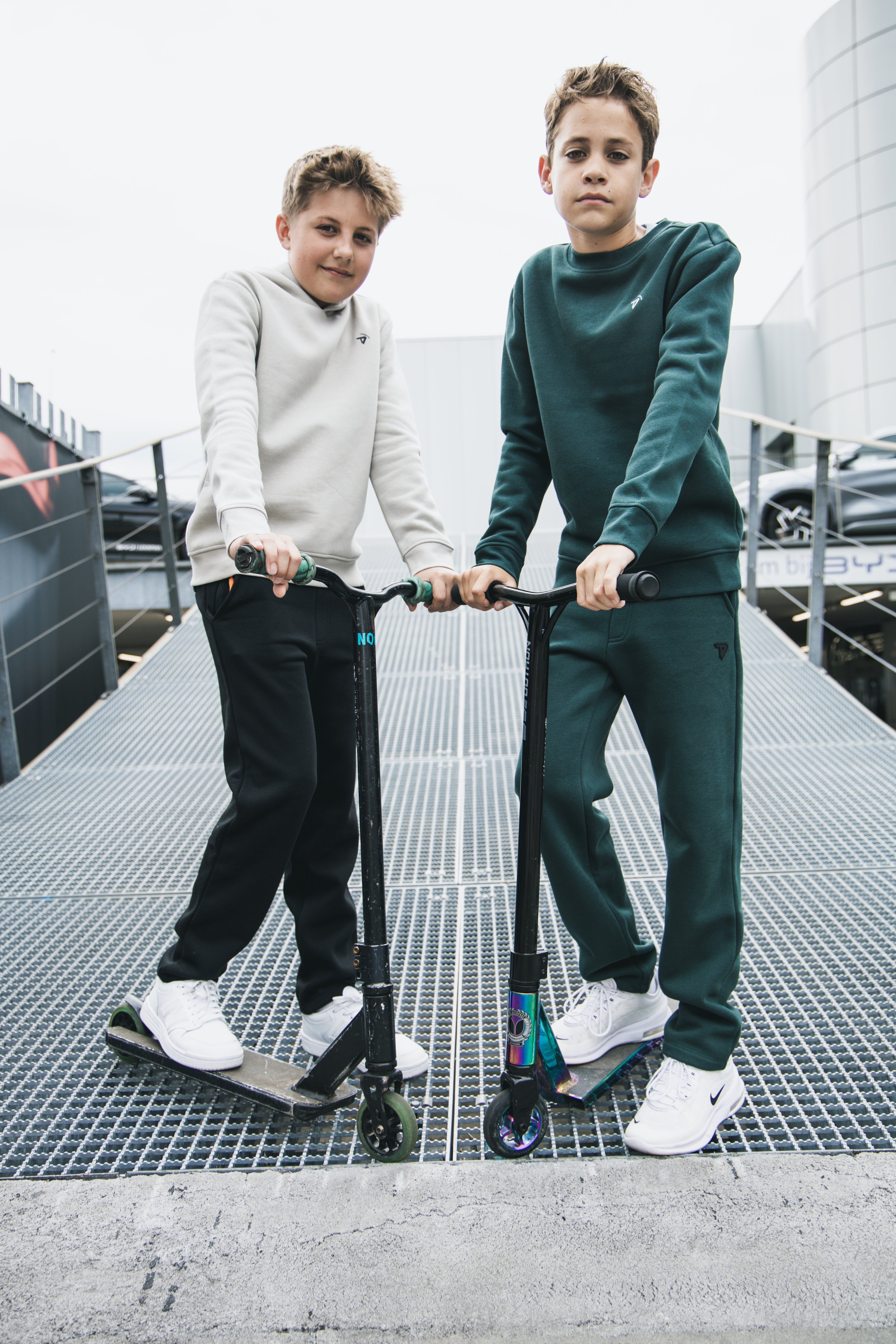 TYGO&vito Pullover Nate Dunkelgrün