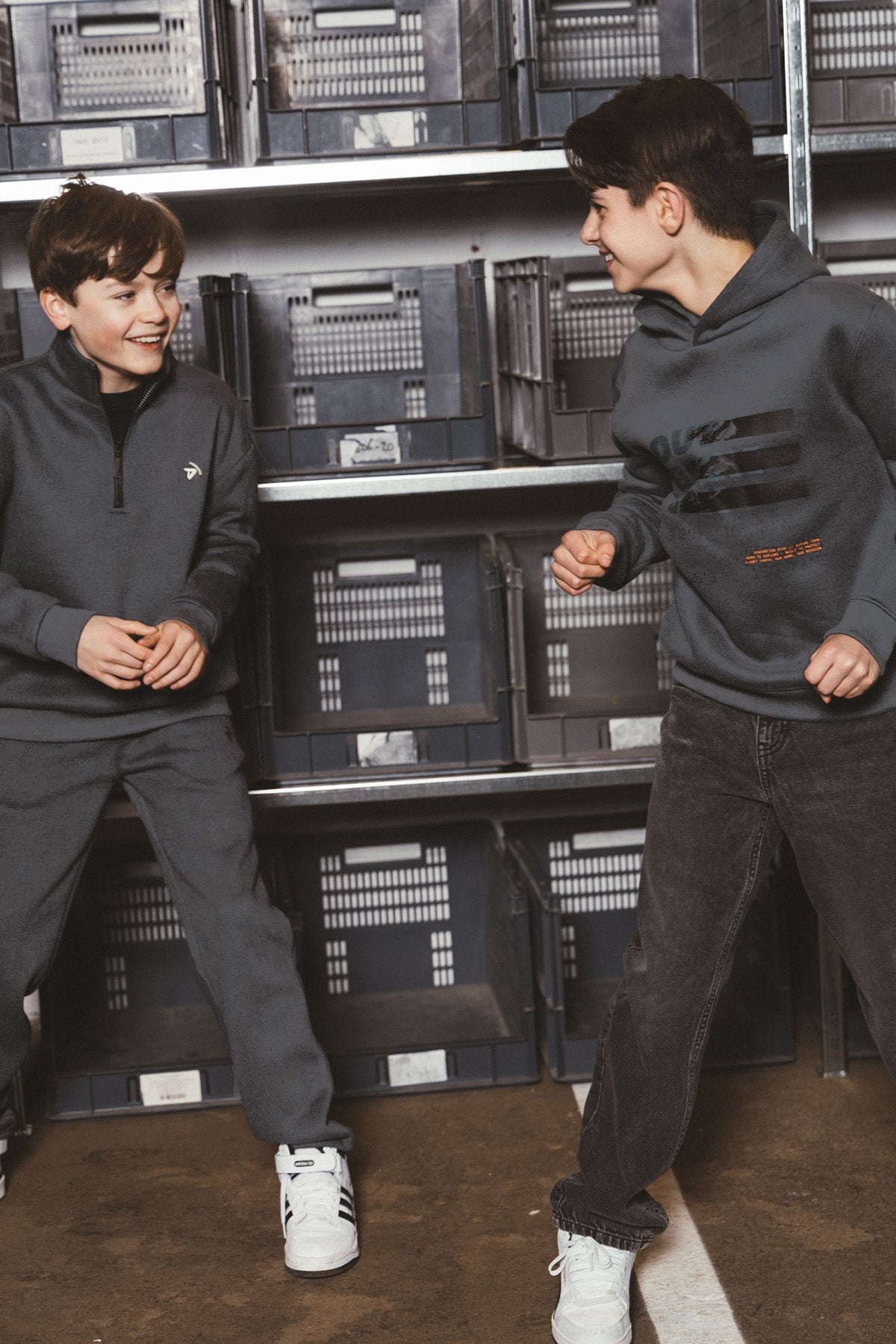 TYGO&vito Hoodie Niall oversized fit Donkergrijs