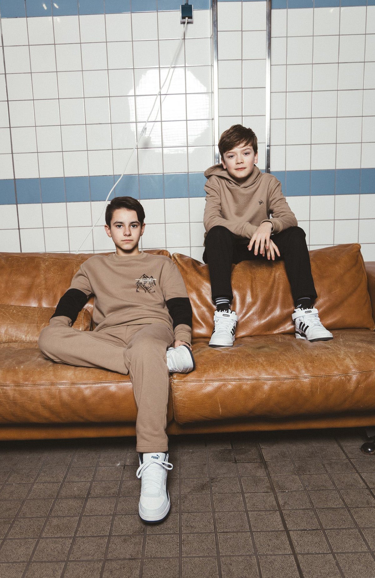 TYGO&vito Hoodie Nigel oversized fit Beige